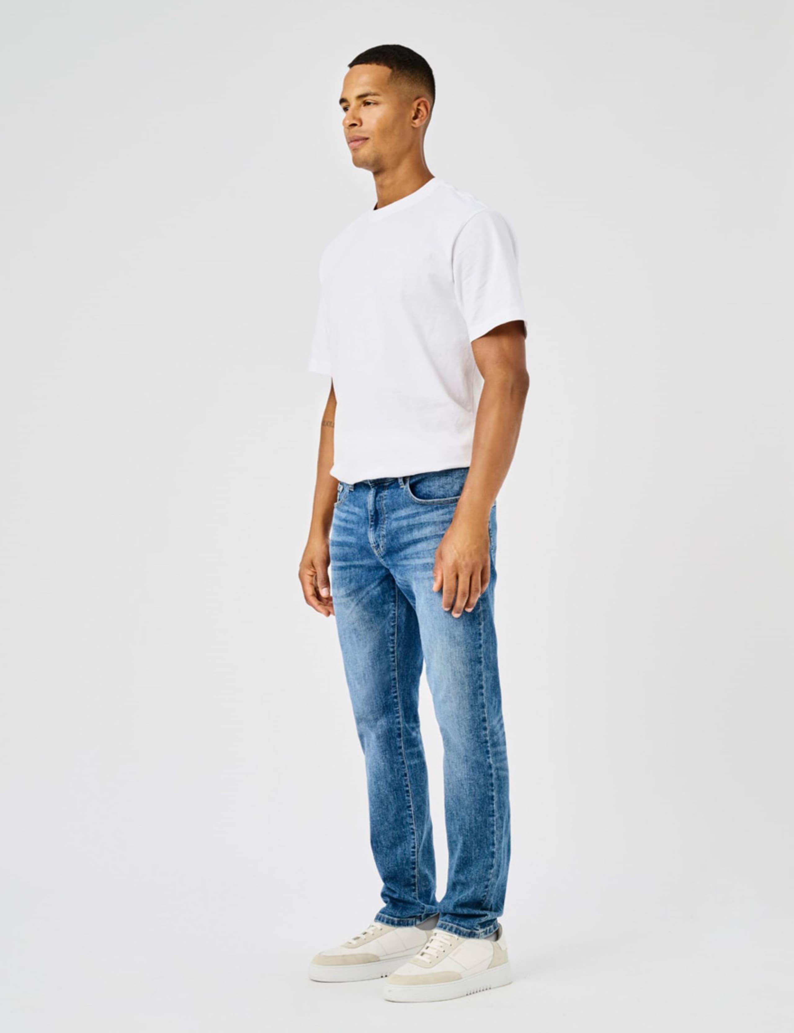 Regular Fit 5 Pocket Jeans 5 of 7