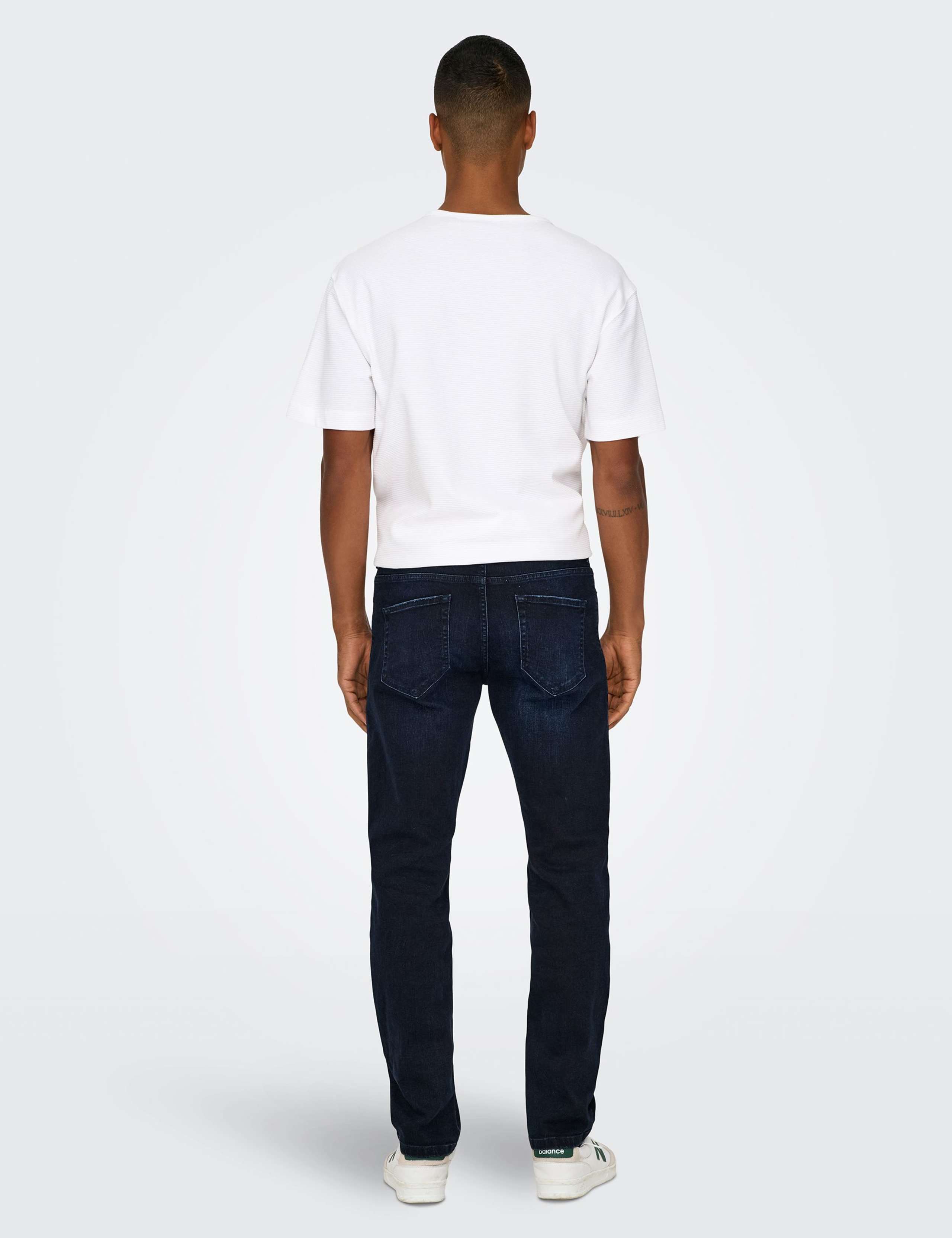 Regular Fit 5 Pocket Jeans 4 of 6