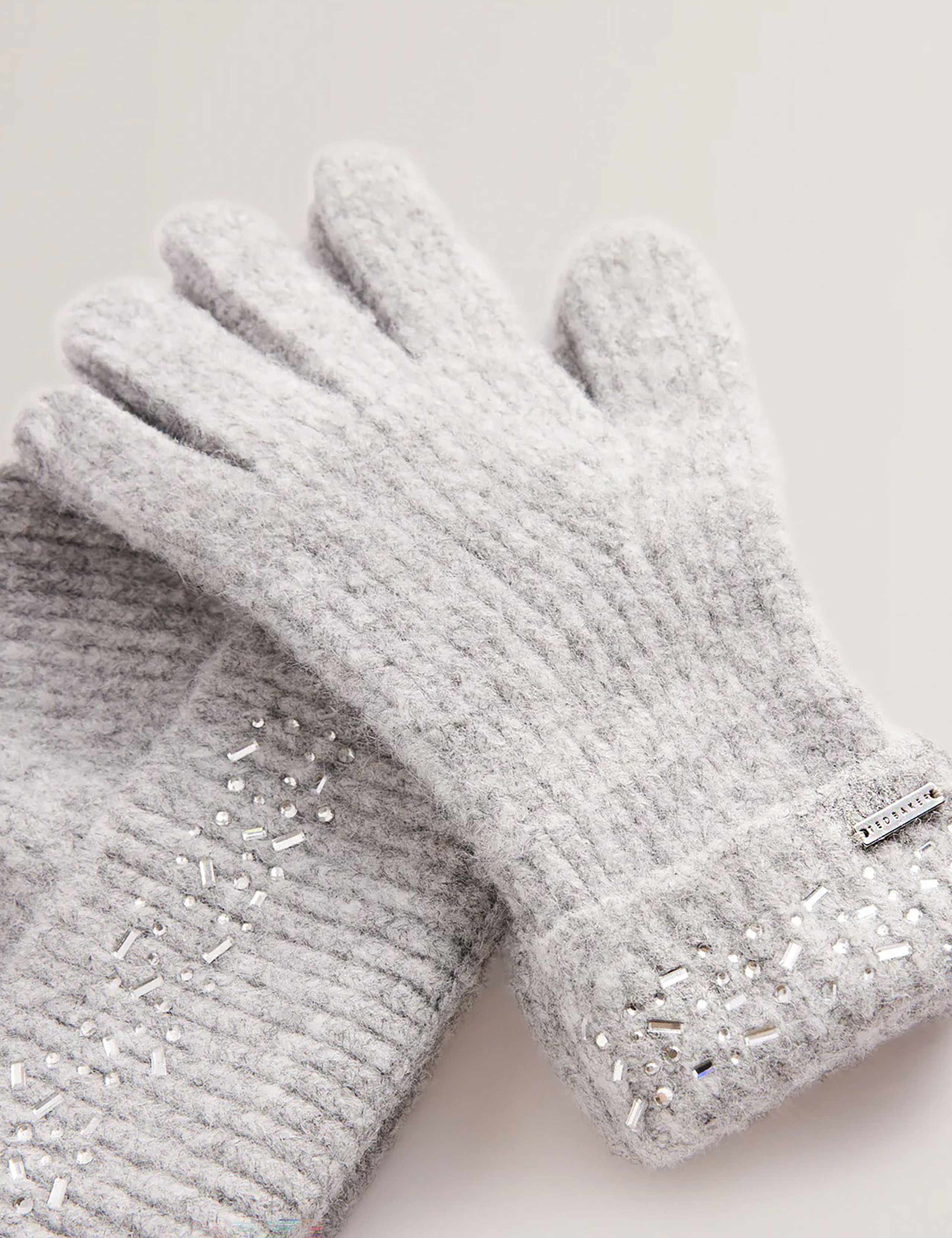 Knitted Rhinestone Hat and Gloves 3 of 3