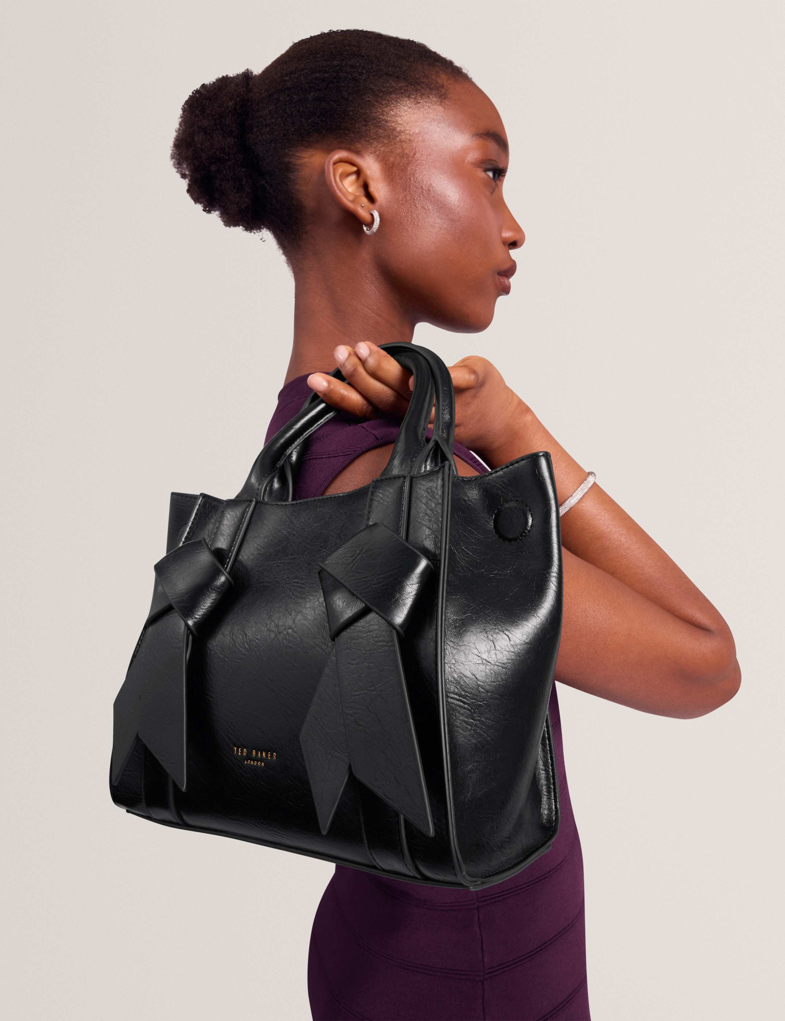 Faux Leather Knot Bow Tote Bag 2 of 5