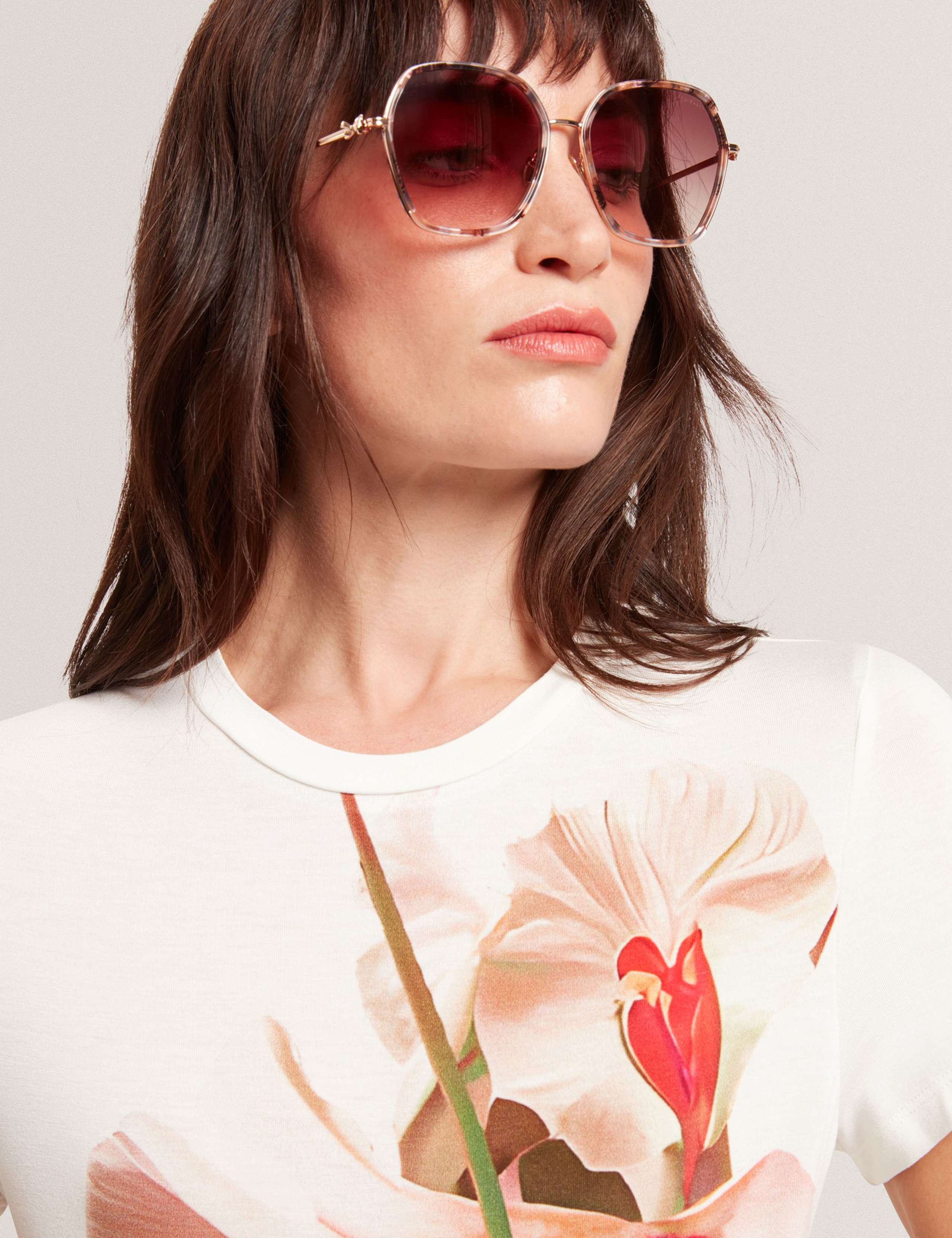 Floral T-Shirt 6 of 6
