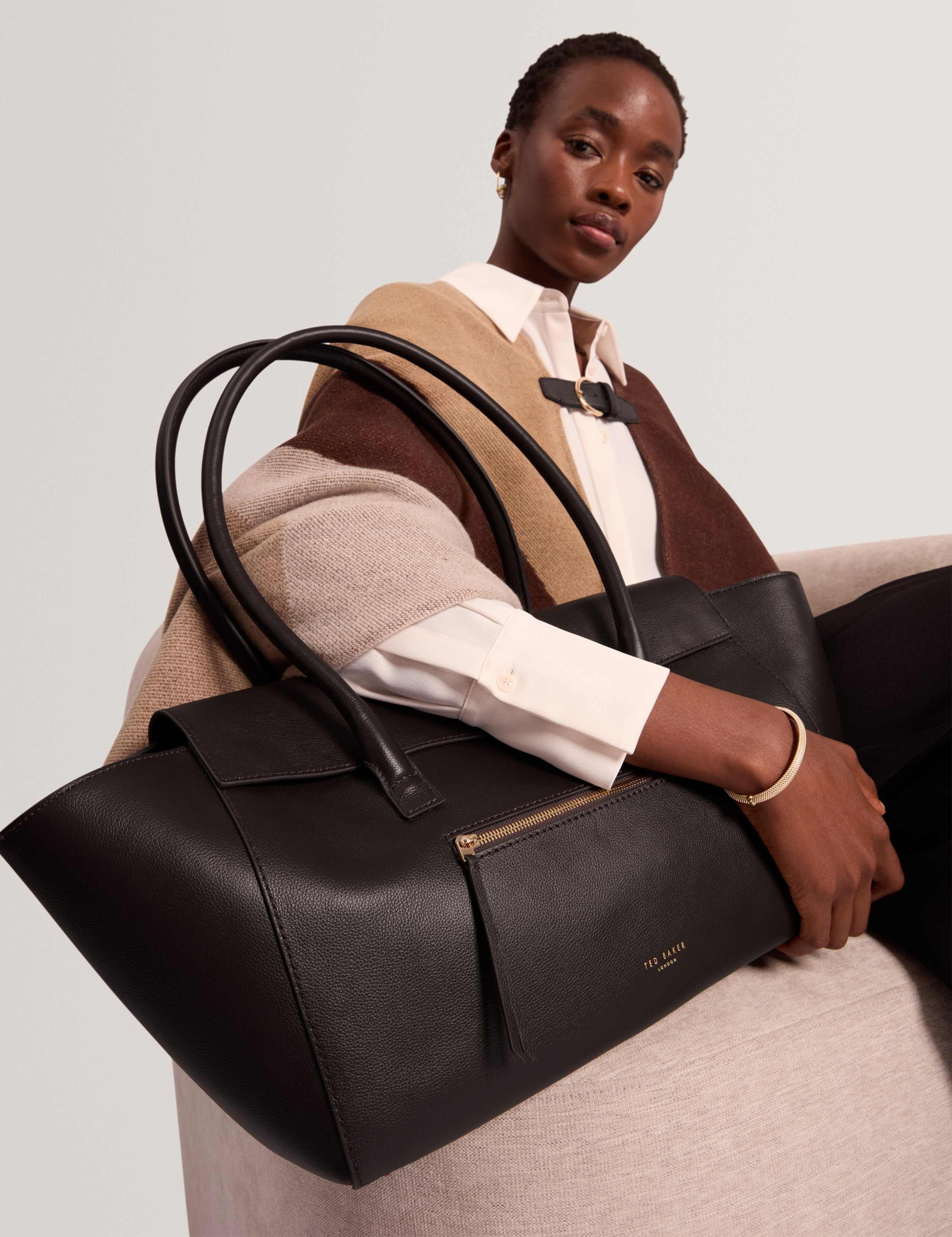 Leather Tote Bag 2 of 5