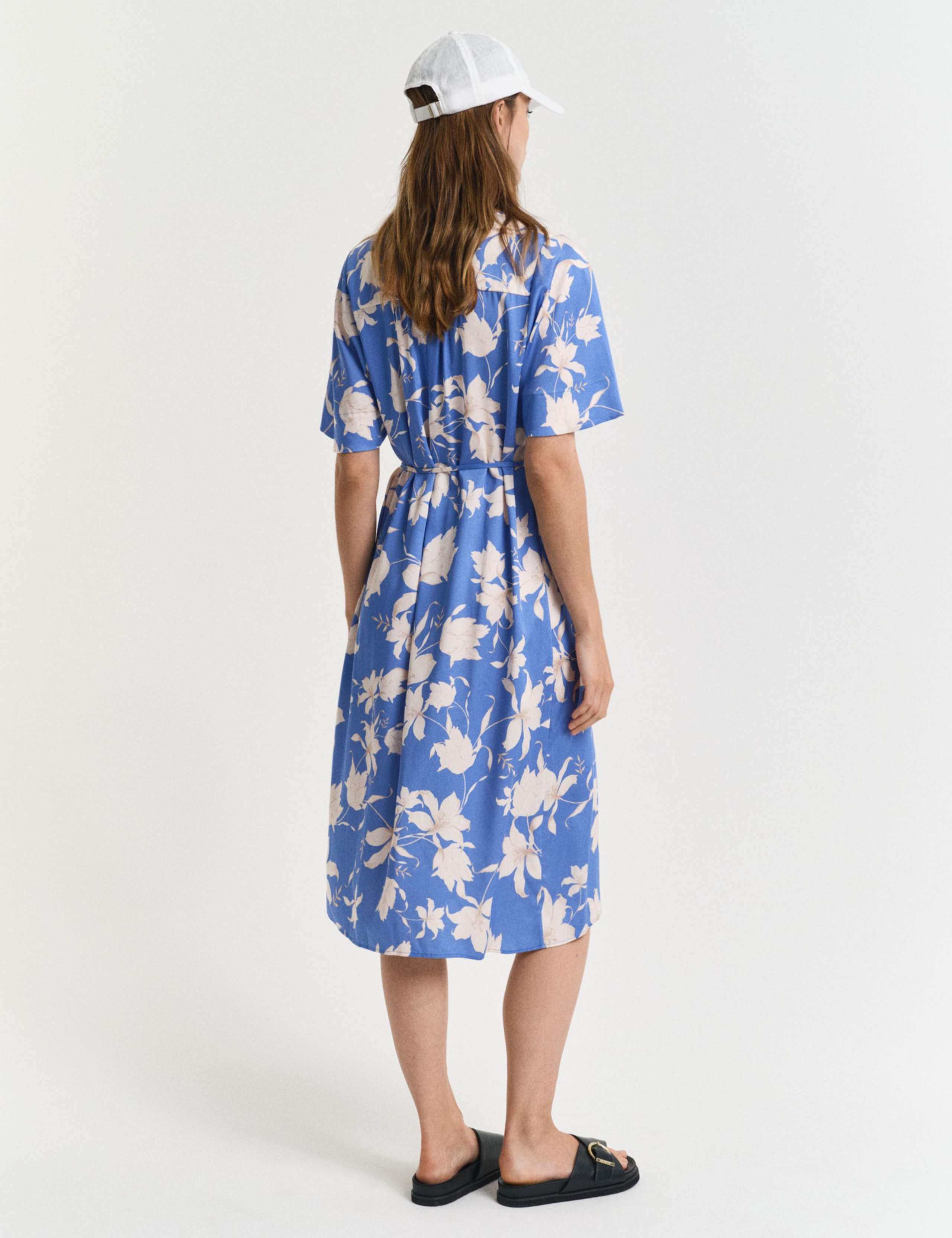 Floral V-Neck Belted Tea Dress 5 of 7