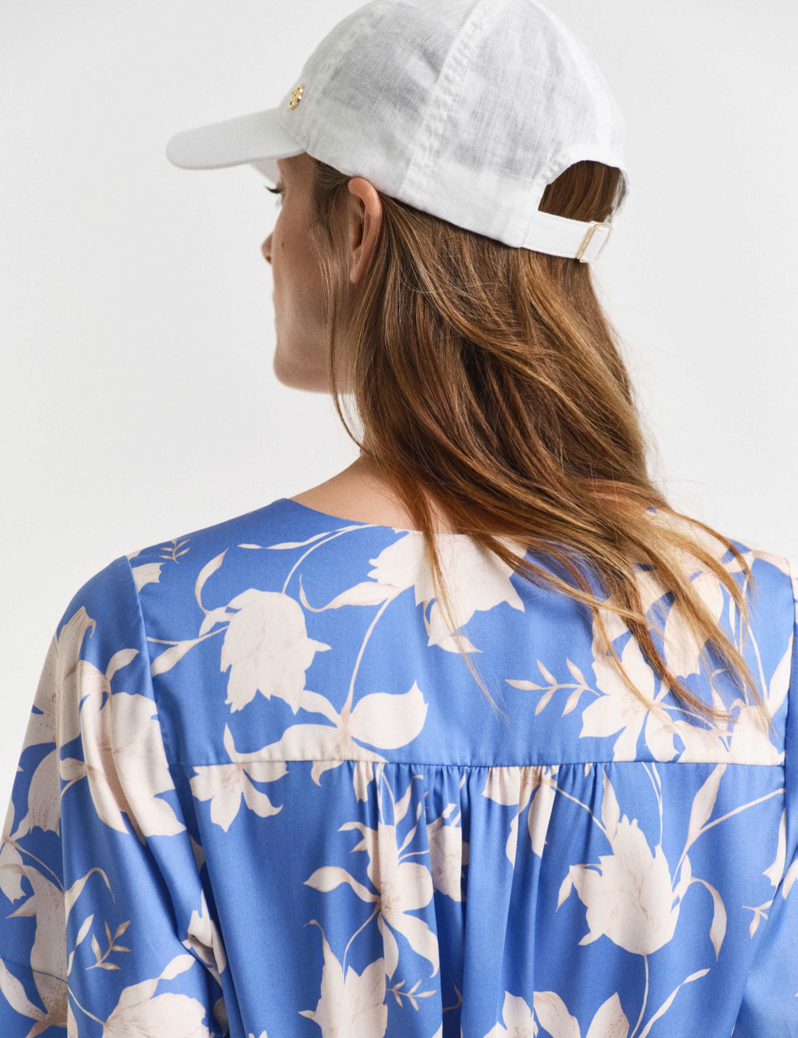 Floral V-Neck Belted Tea Dress 7 of 7