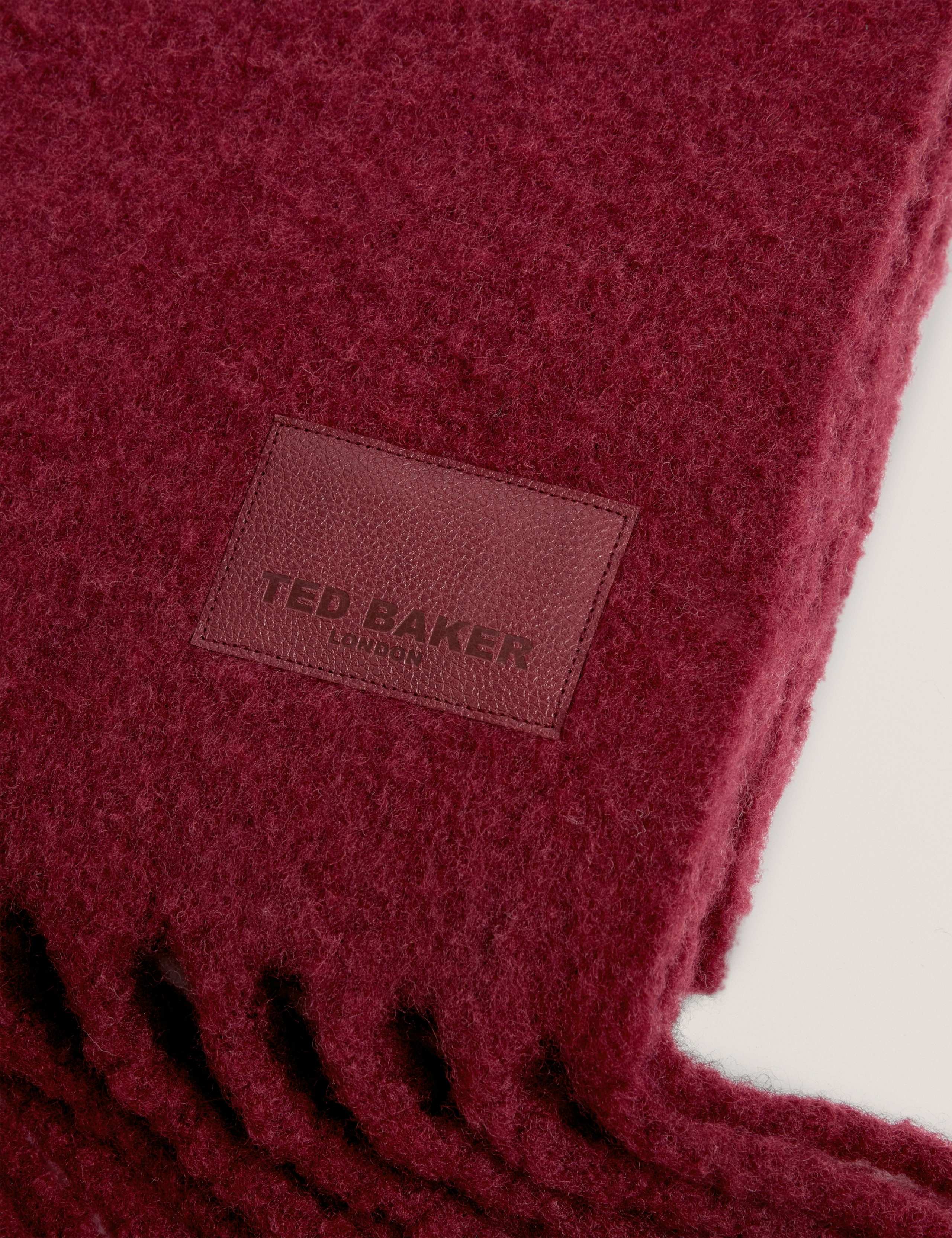 Textured Blanket Fringed Scarf with Wool 2 of 2