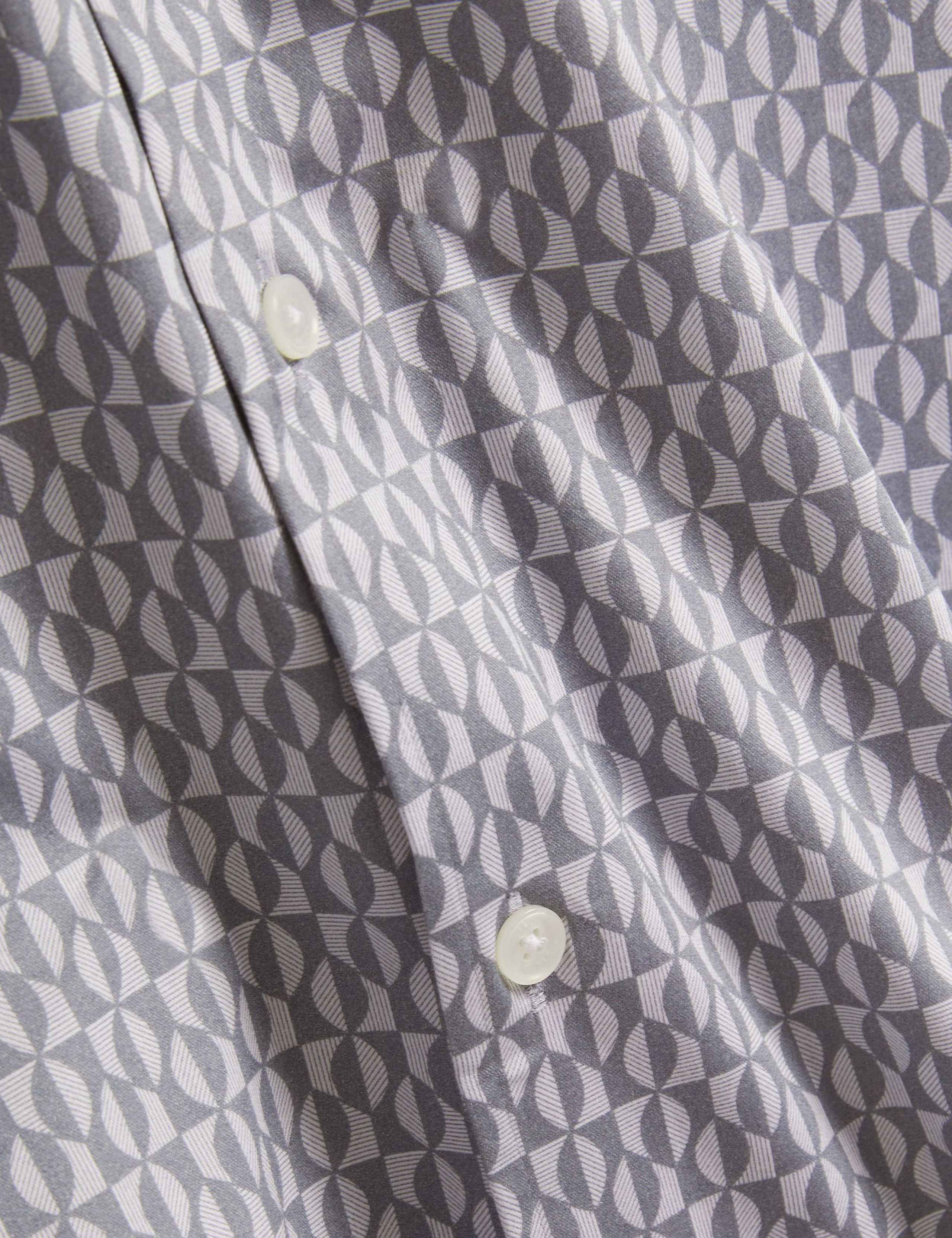 Regular Fit Cotton Rich Short Sleeve Cambay Shirt 6 of 7