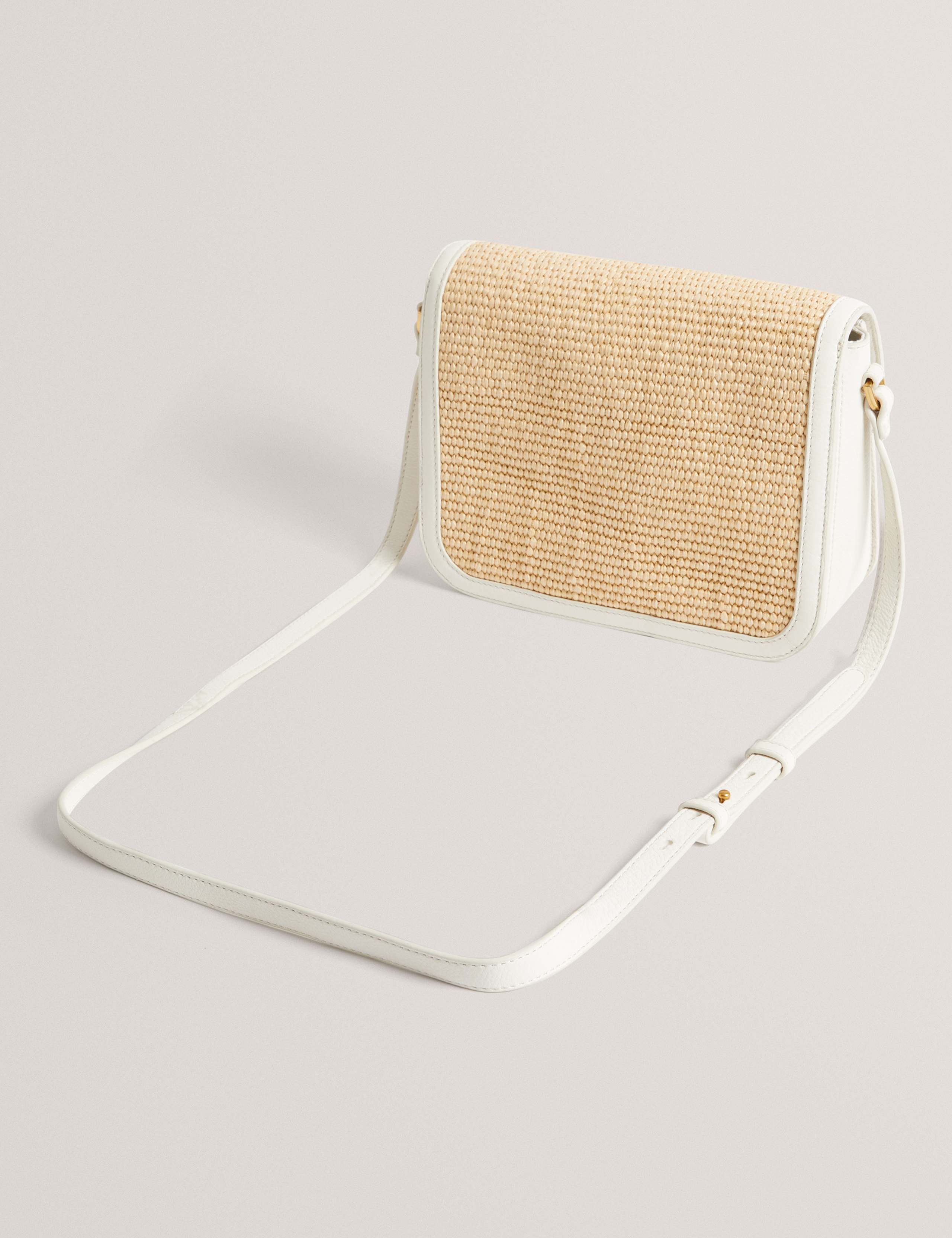 Raffia Effect Twist Lock Cross Body Bag 2 of 4