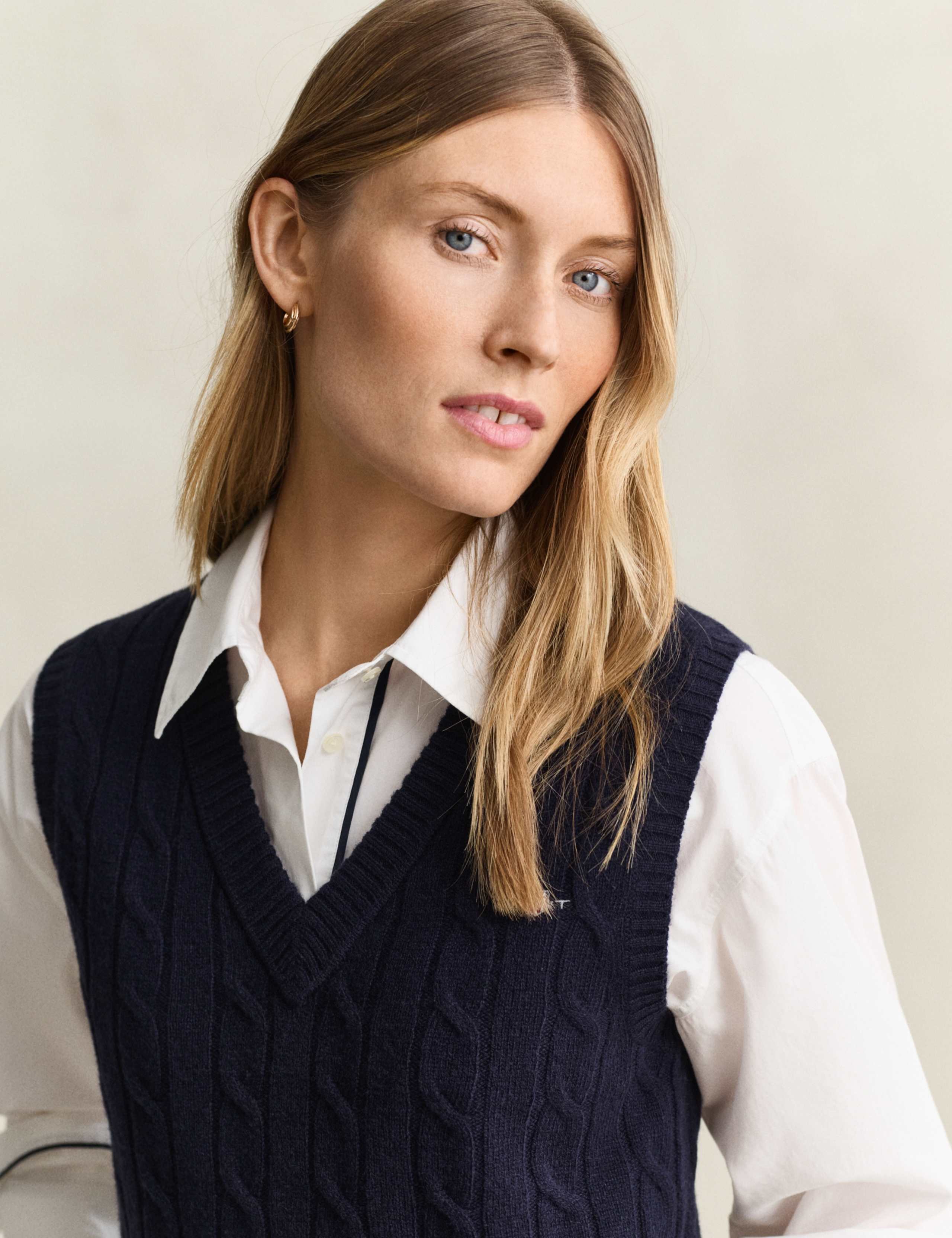 Pure Lambswool Textured V-Neck Knitted Vest 4 of 4