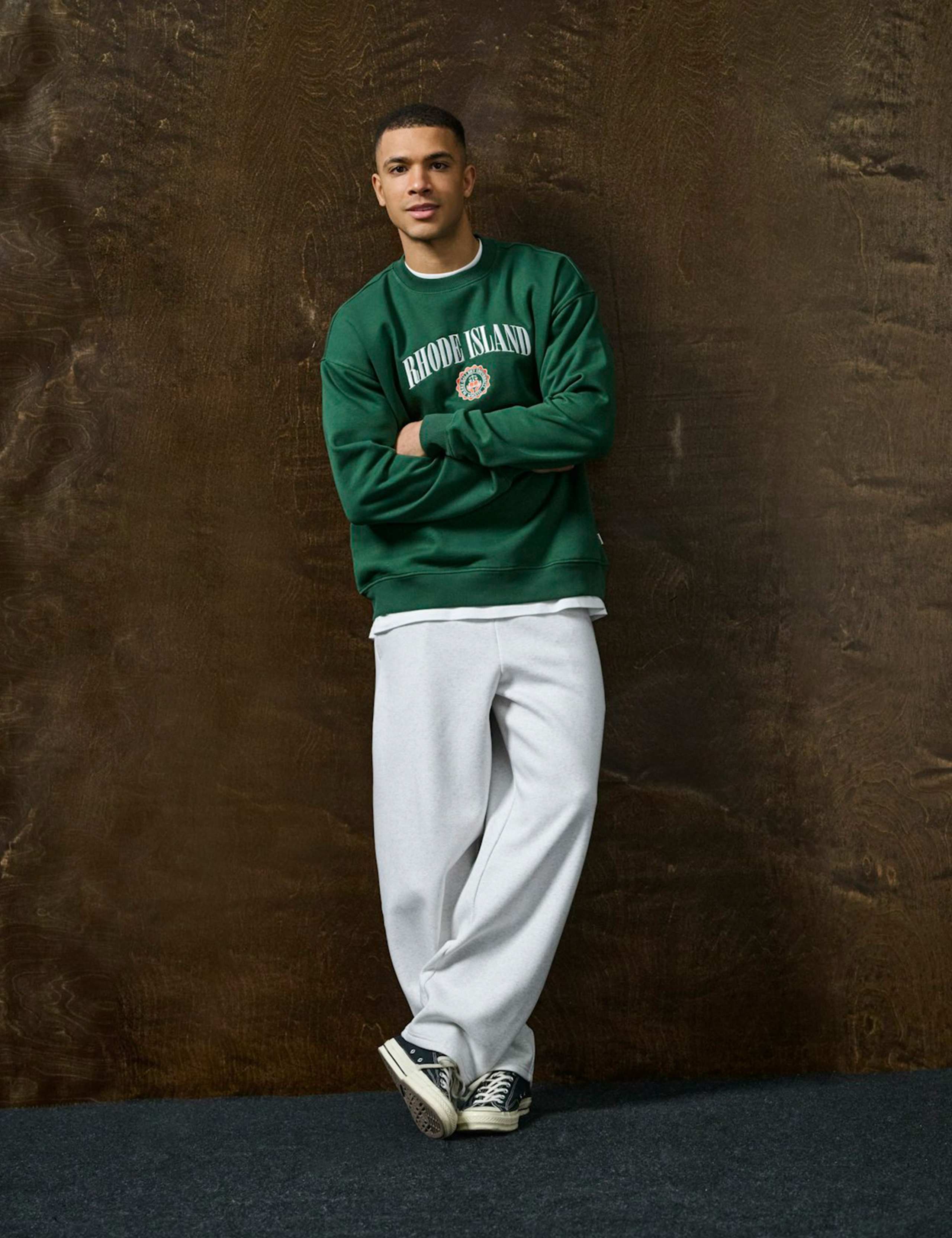 Barrel Fit Joggers 2 of 5