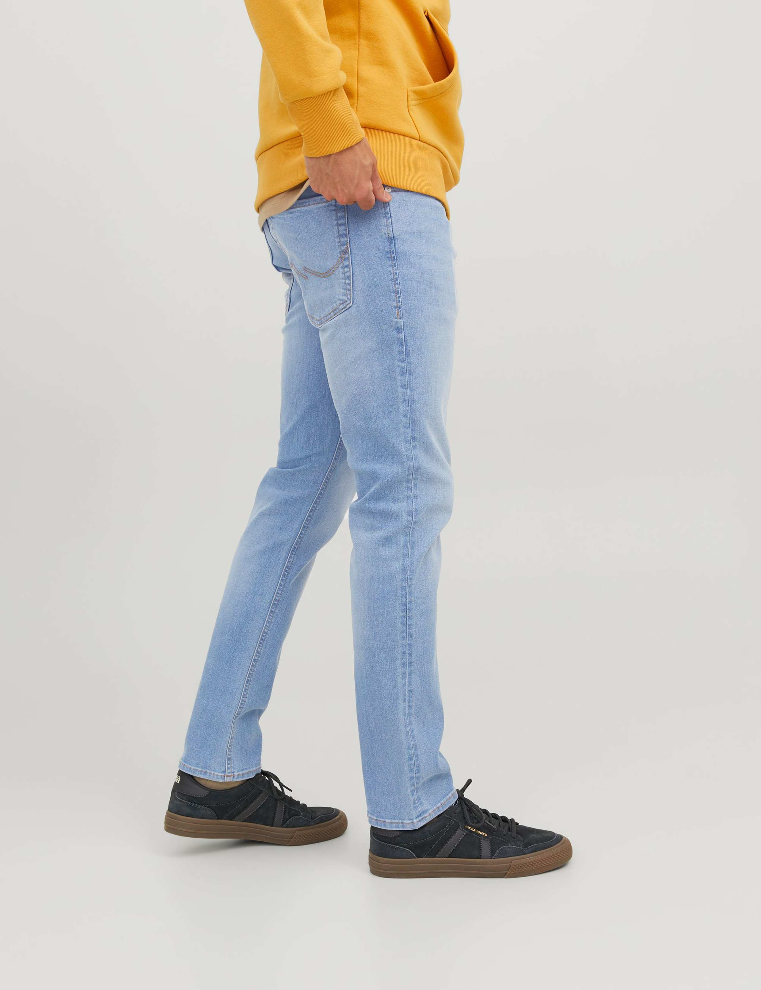 Slim Fit Cotton Rich Jeans 7 of 8