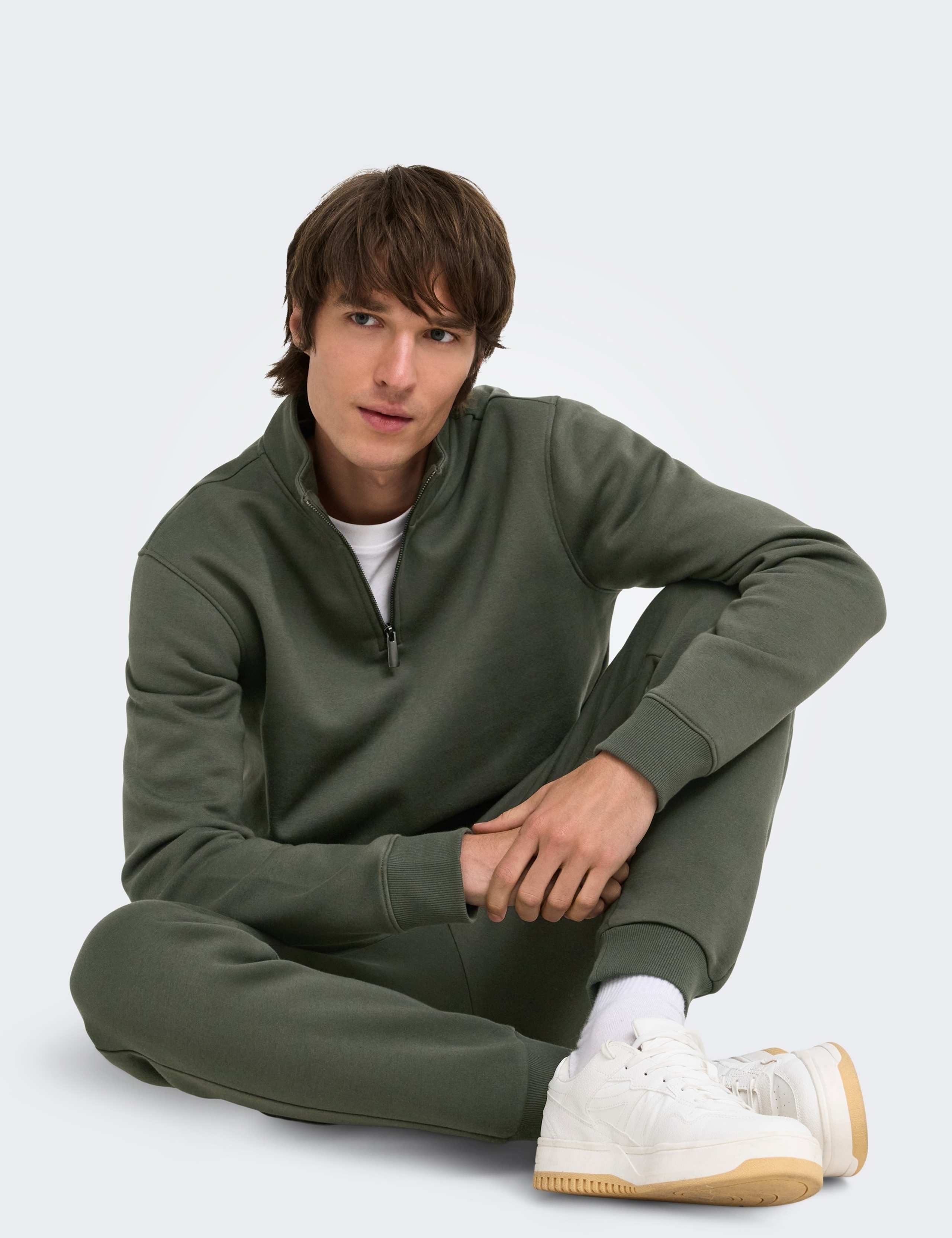 Brushed Cotton Rich Half Zip Sweatshirt 4 of 8