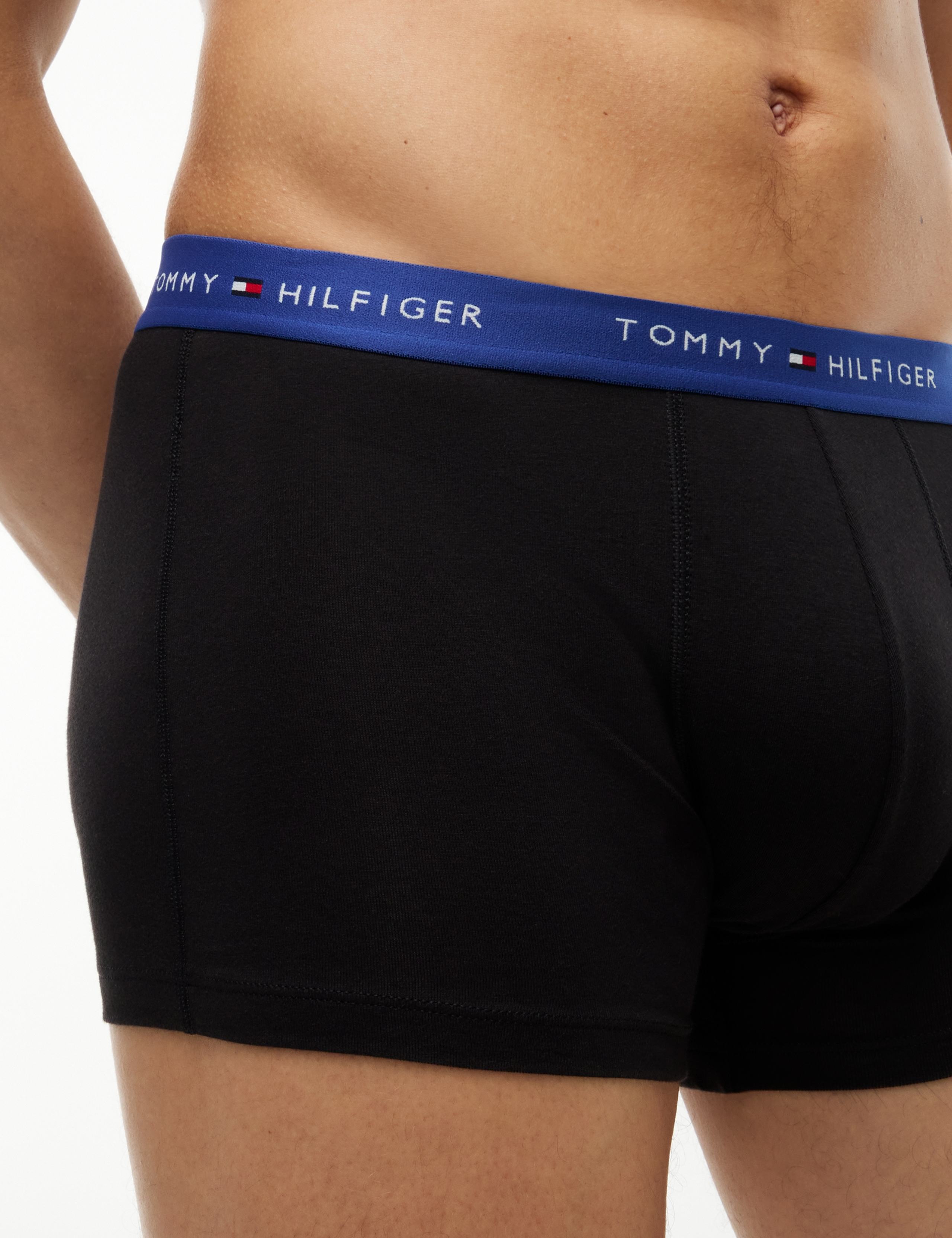 3 Pack Signature Cotton Rich Trunks 4 of 4