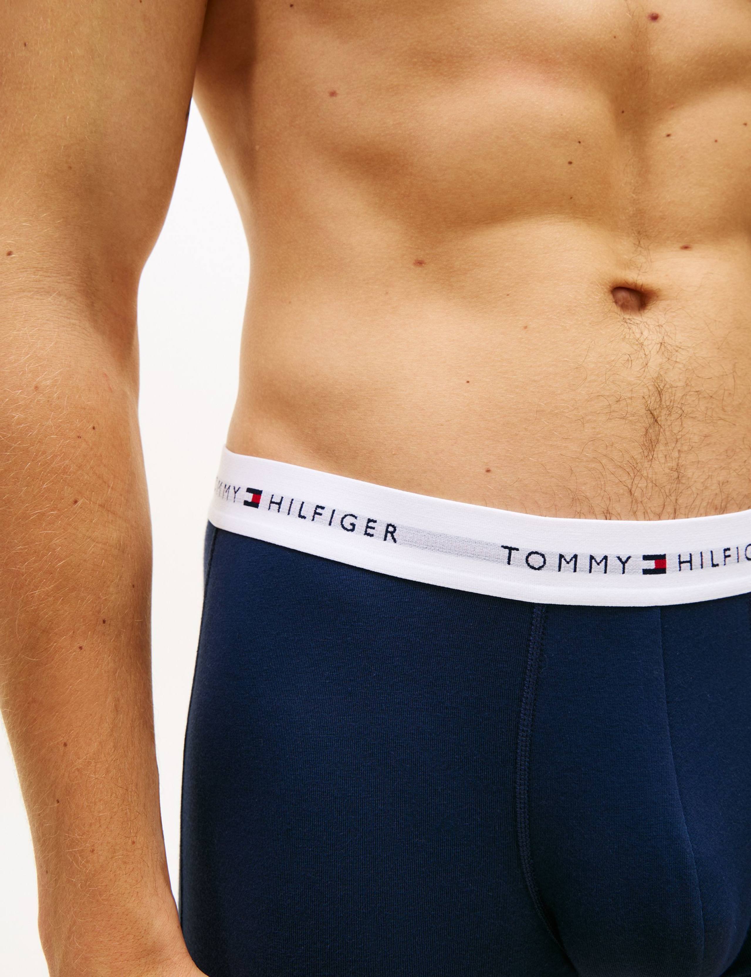 3 Pack Signature Cotton Rich Trunks 3 of 6