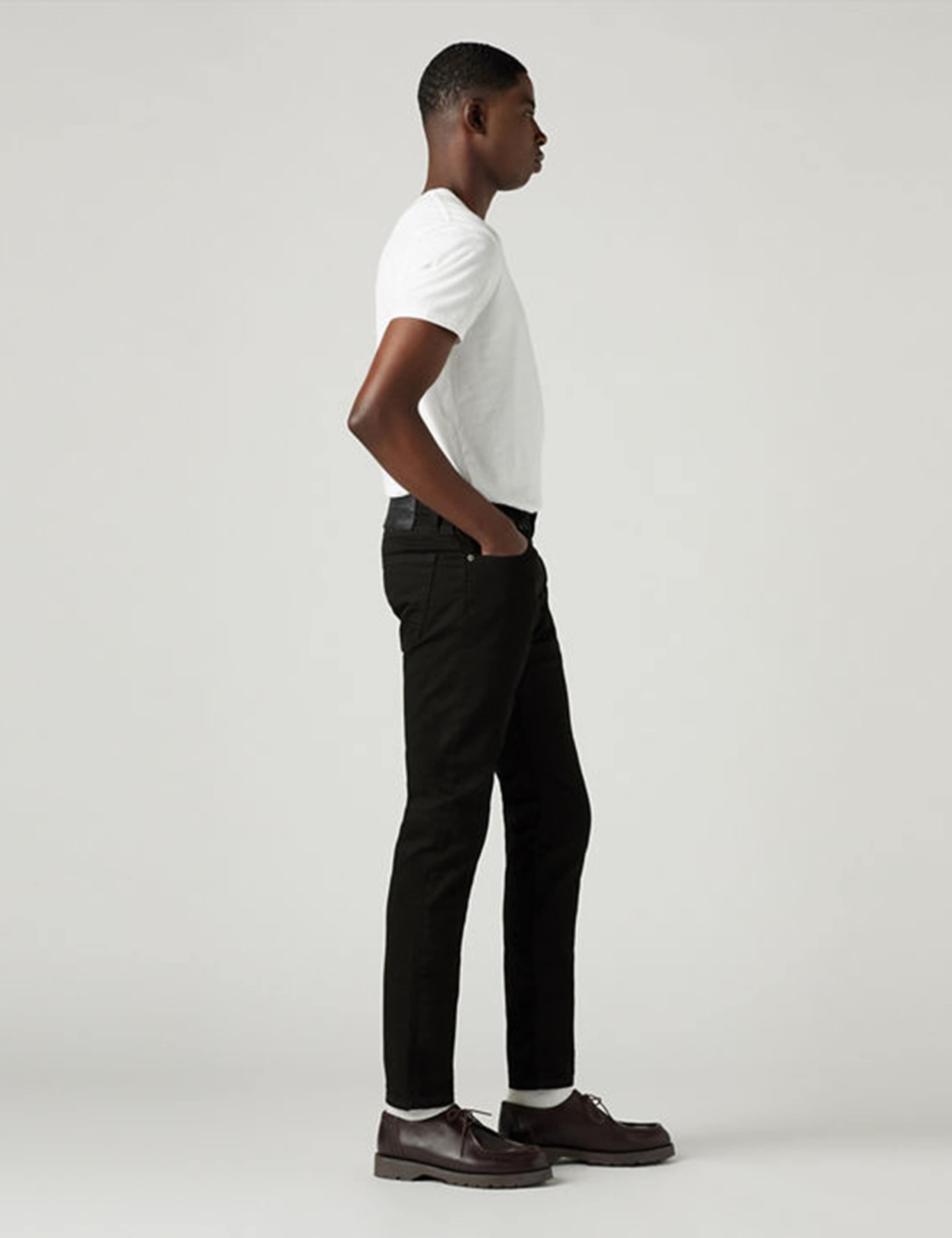 512 Slim Tapered Jeans 4 of 5