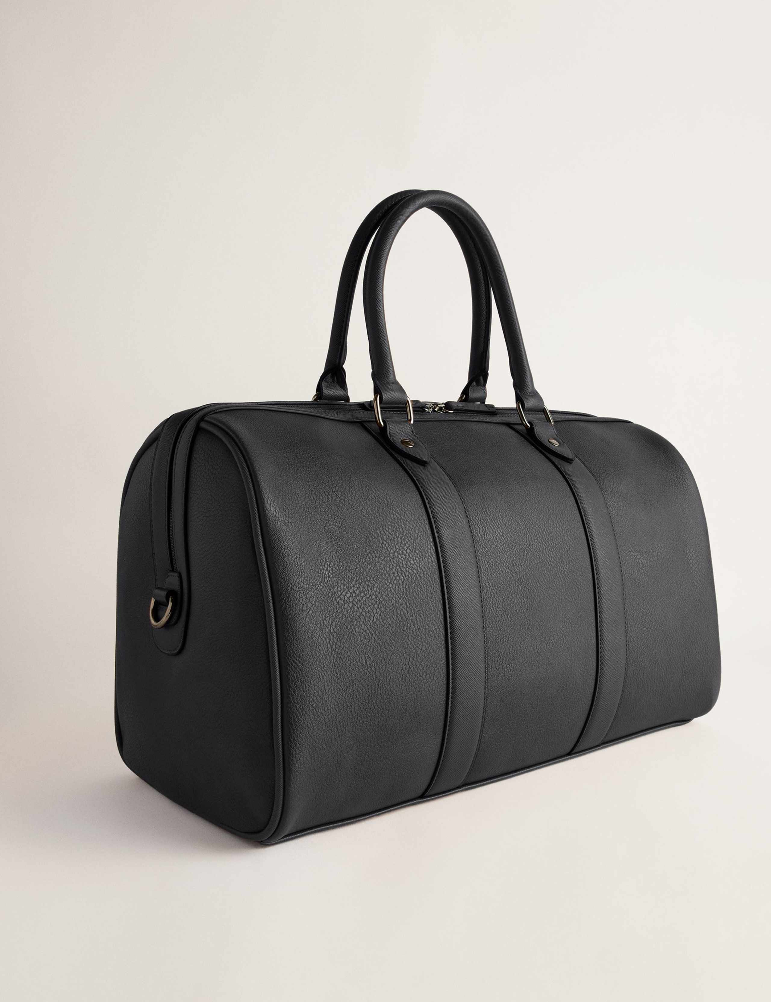 Weekend Bag 3 of 4