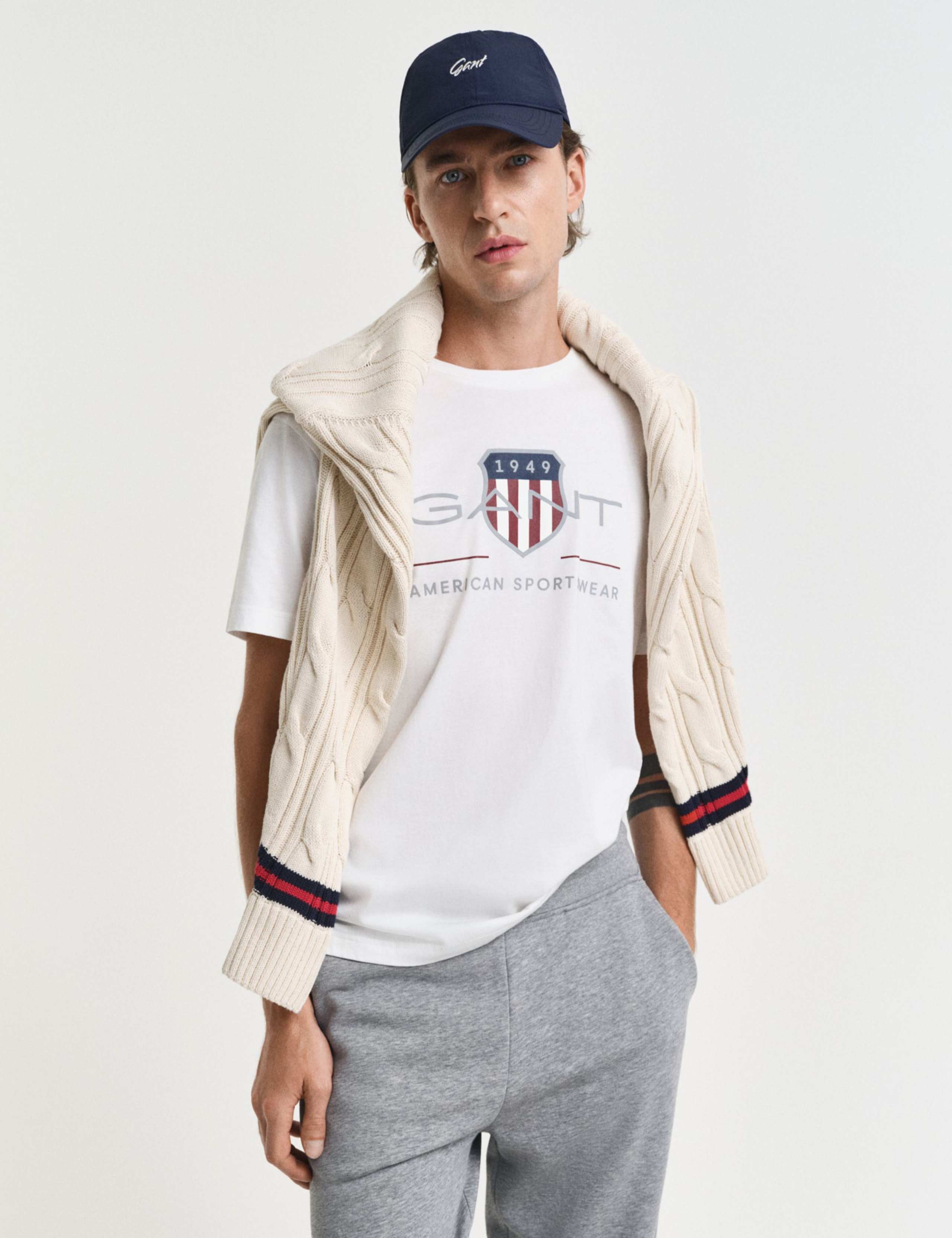 Pure Cotton Archive Shield Crew Neck T-Shirt 4 of 5