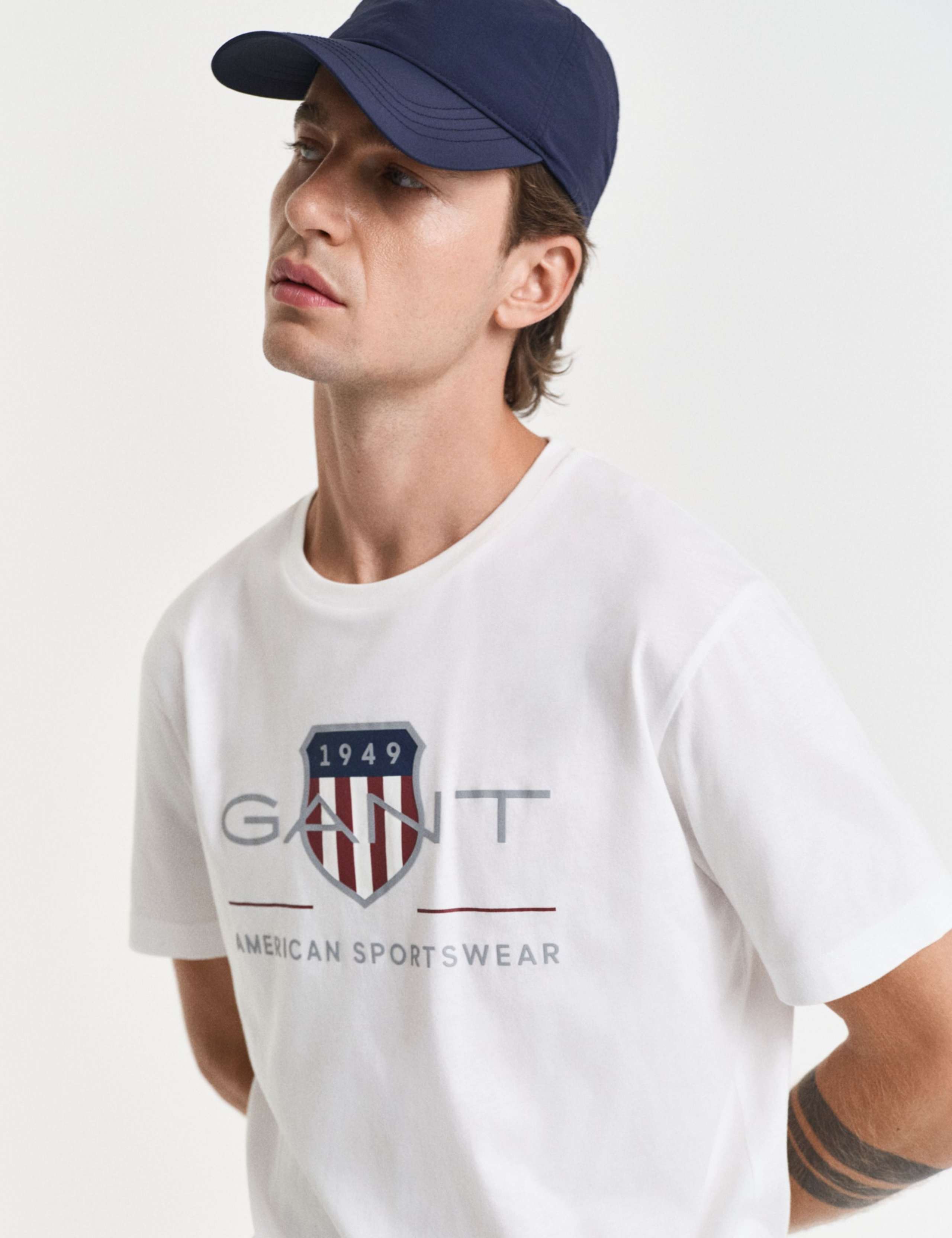 Pure Cotton Archive Shield Crew Neck T-Shirt 5 of 5