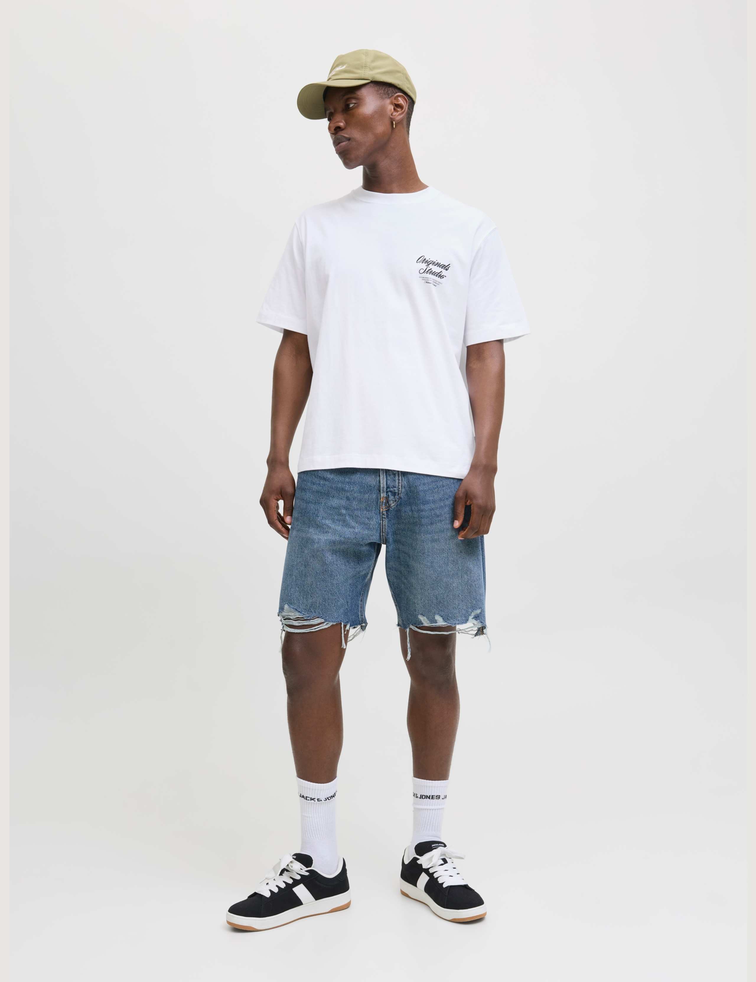 Pure Cotton Back Graphic T-Shirt 4 of 8