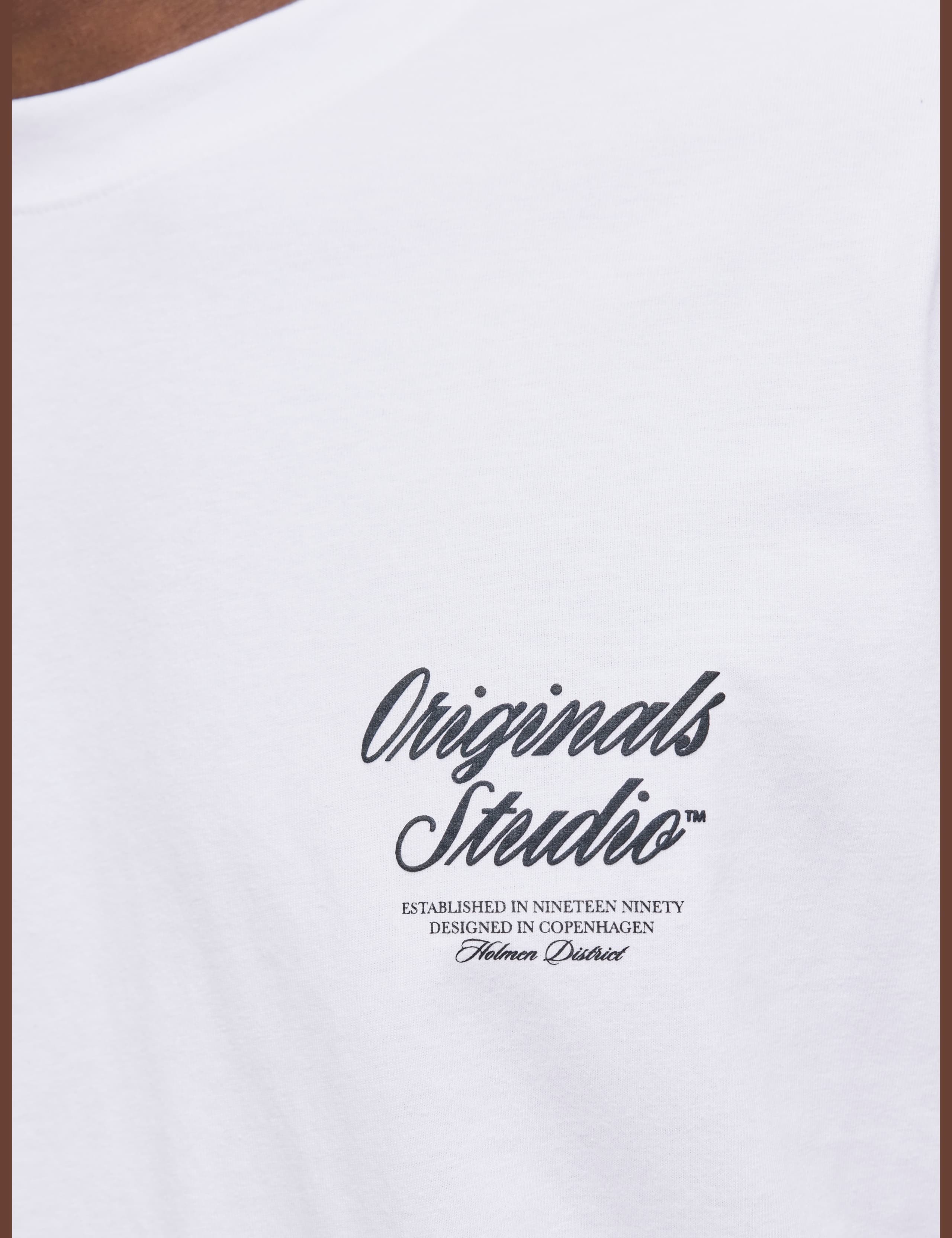 Pure Cotton Back Graphic T-Shirt 7 of 8