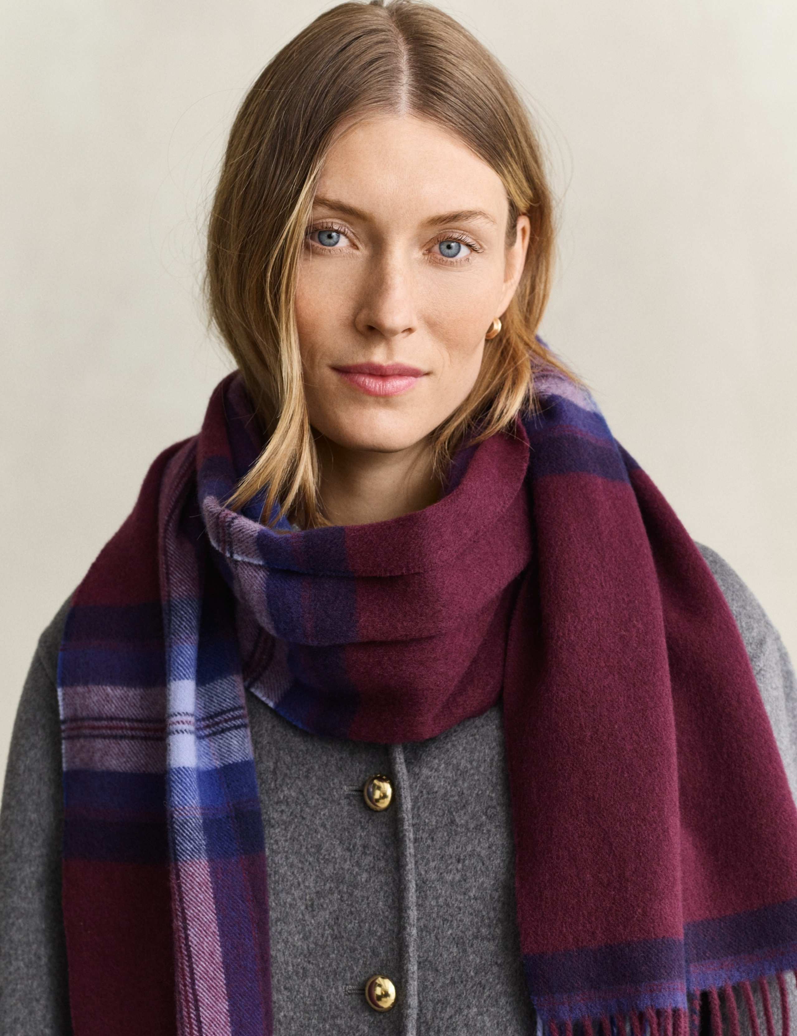 Pure Wool Woven Checked Fringed Scarf 3 of 4