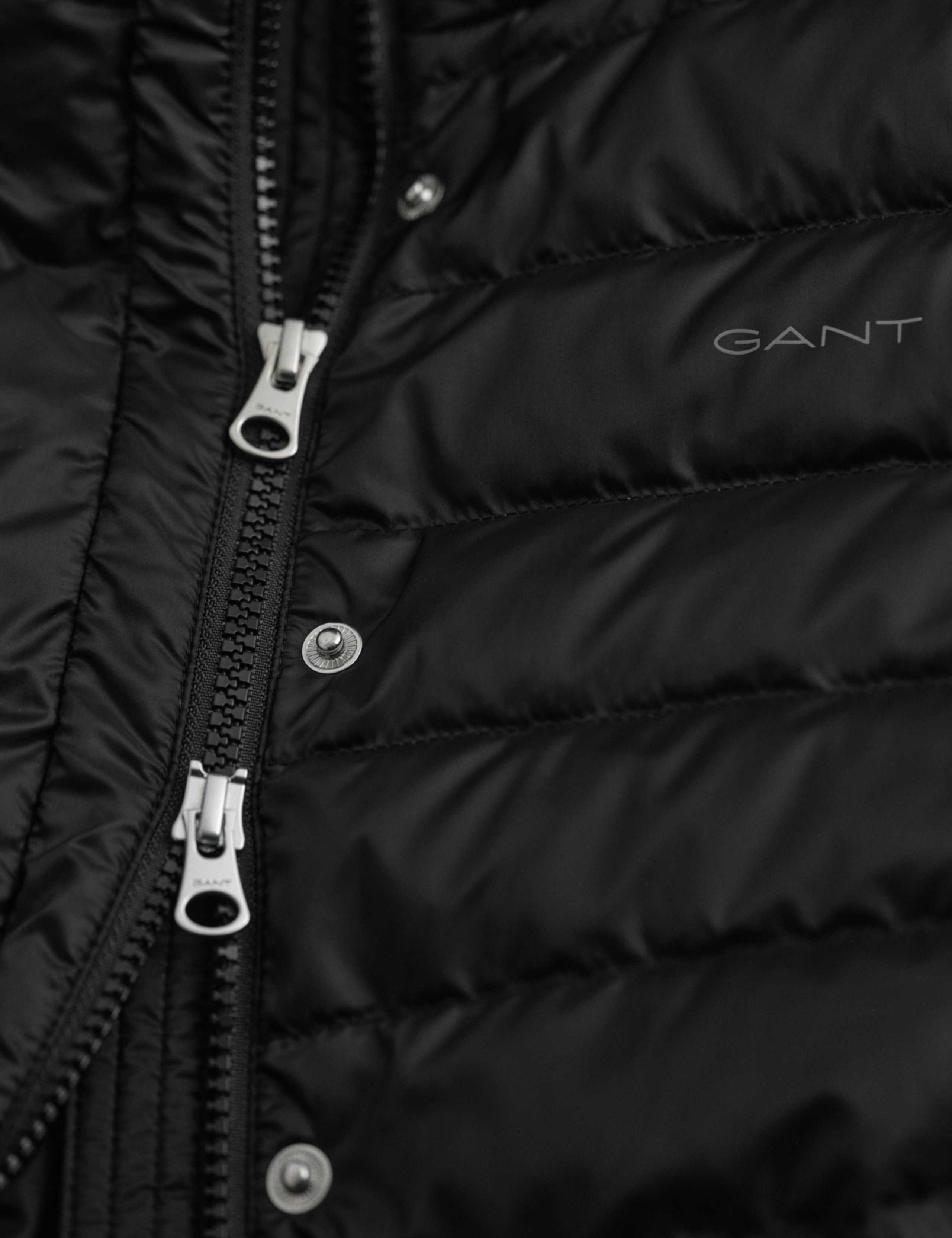 Lightweight Quilted Padded Puffer Jacket 7 of 7