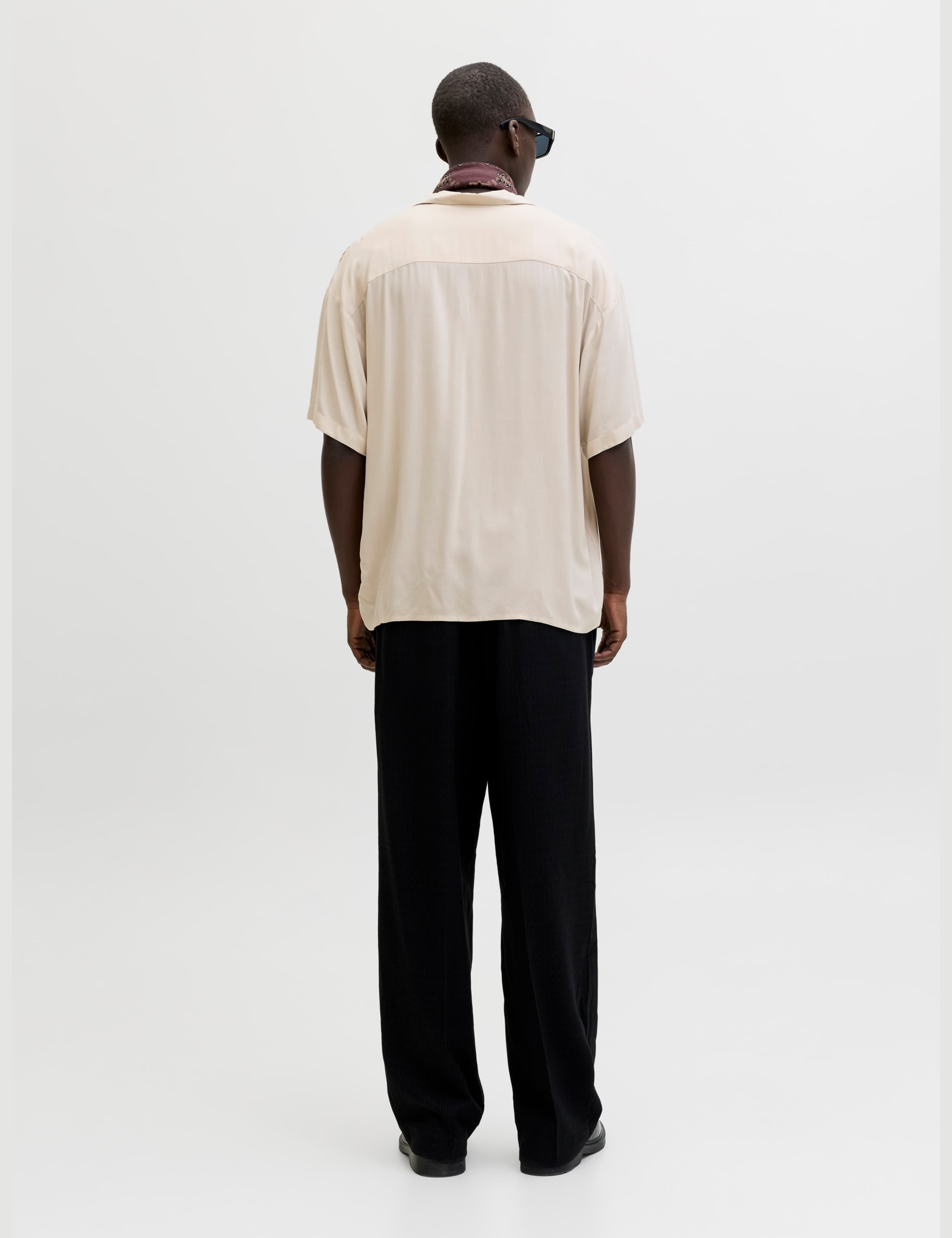 Relaxed Fit Camp Collar Short Sleeve Shirt 3 of 8