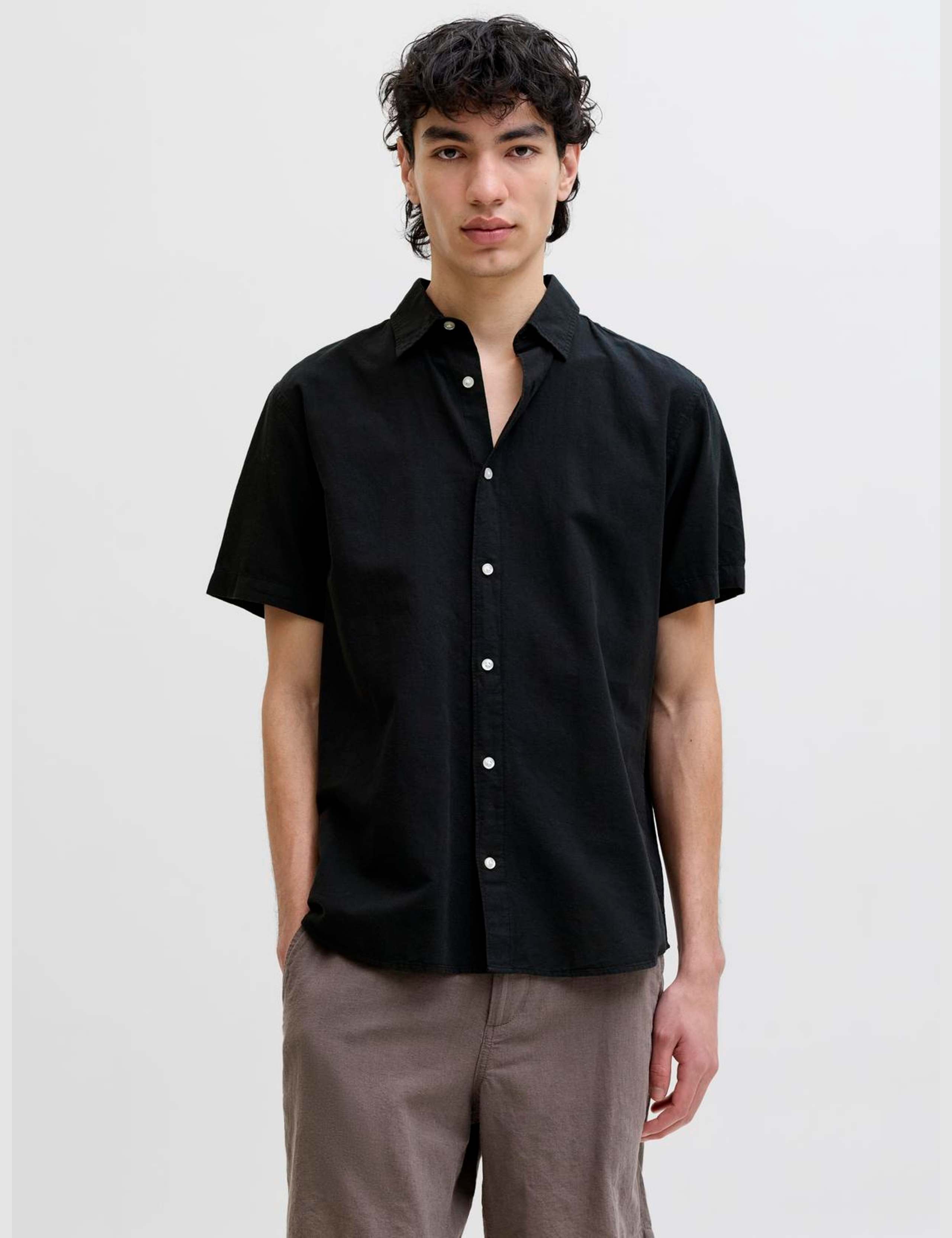 Regular Fit Cotton Rich Short Sleeve Shirt 1 of 7