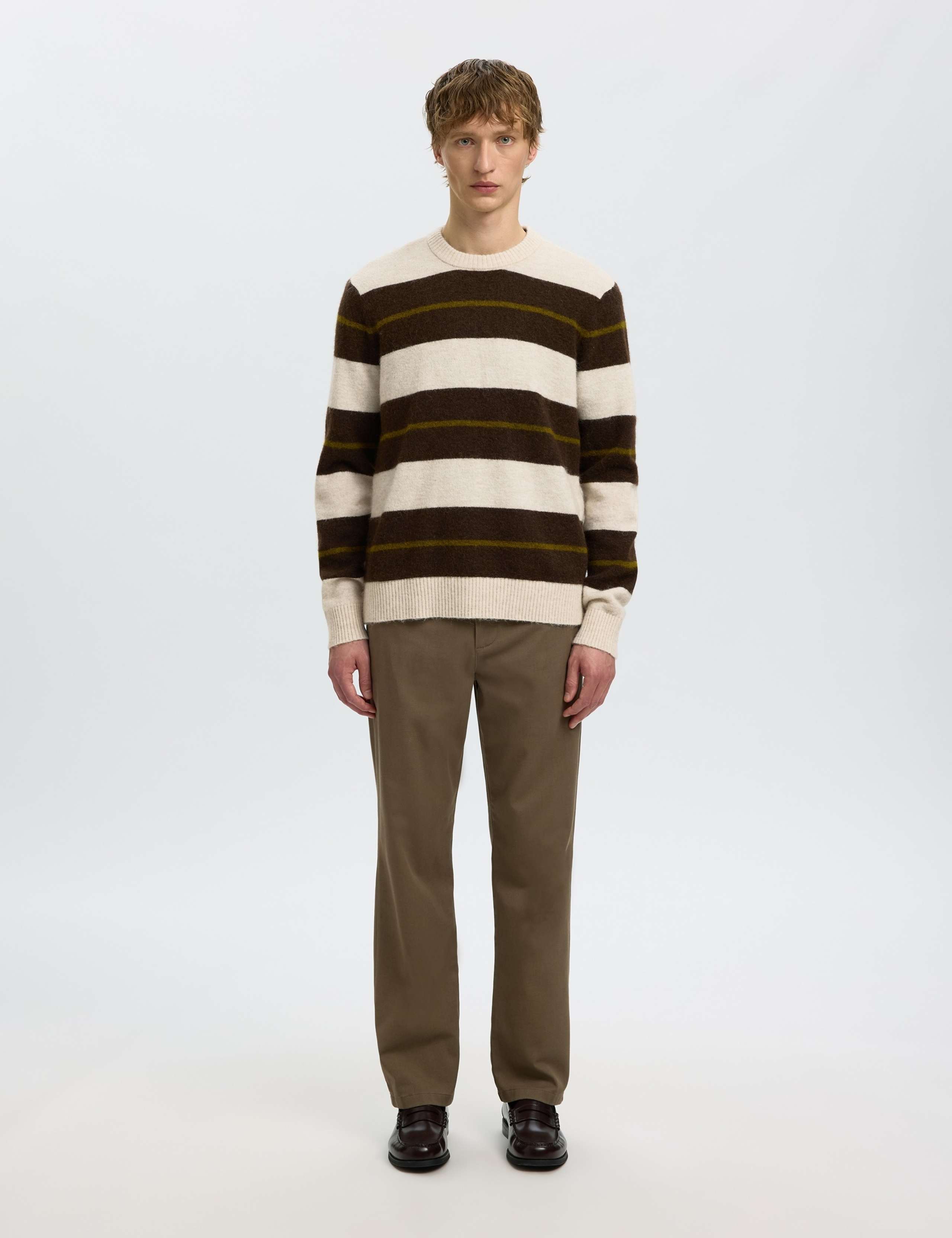 Colour Block Crew Neck Jumper with Alpaca 2 of 6