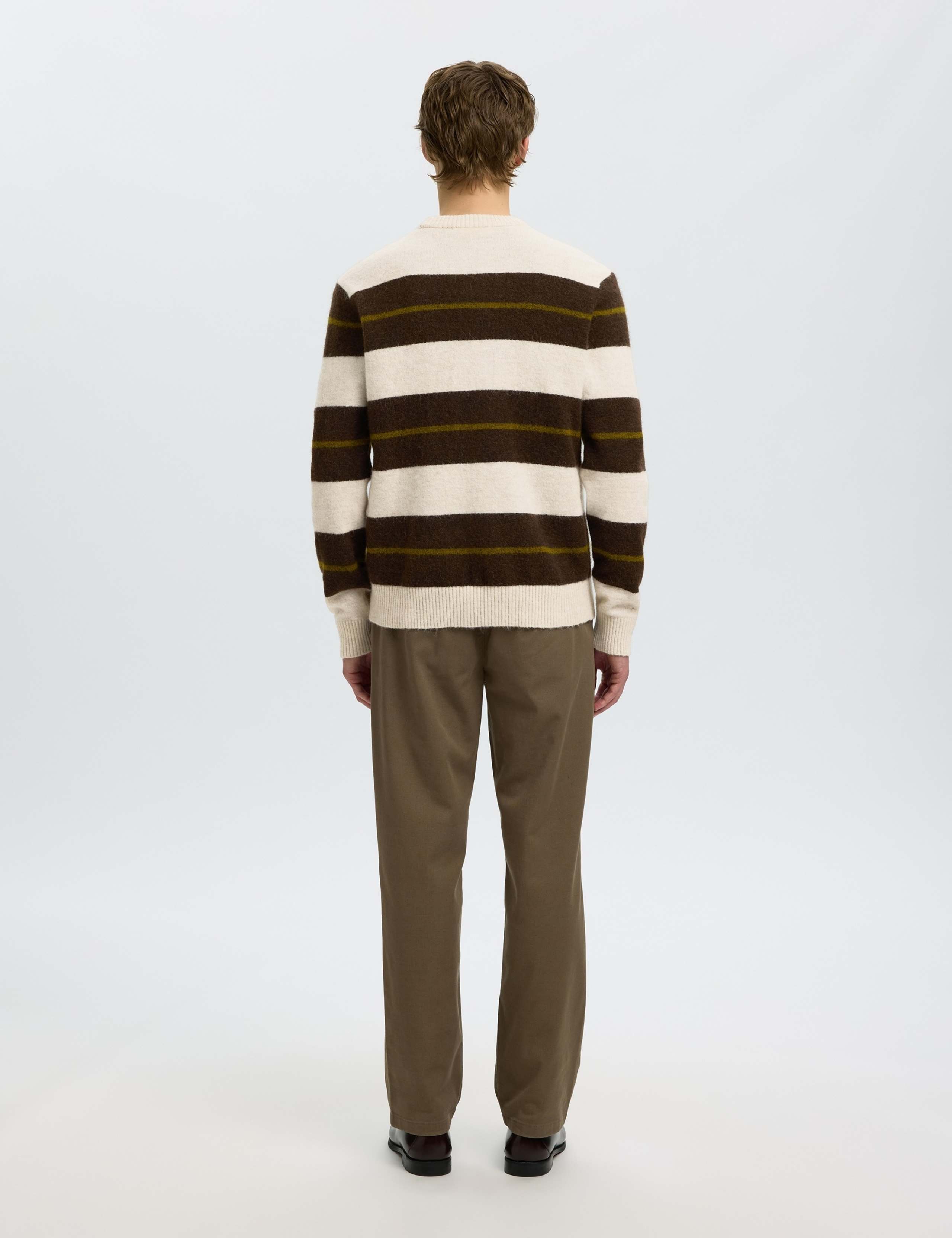 Colour Block Crew Neck Jumper with Alpaca 3 of 6