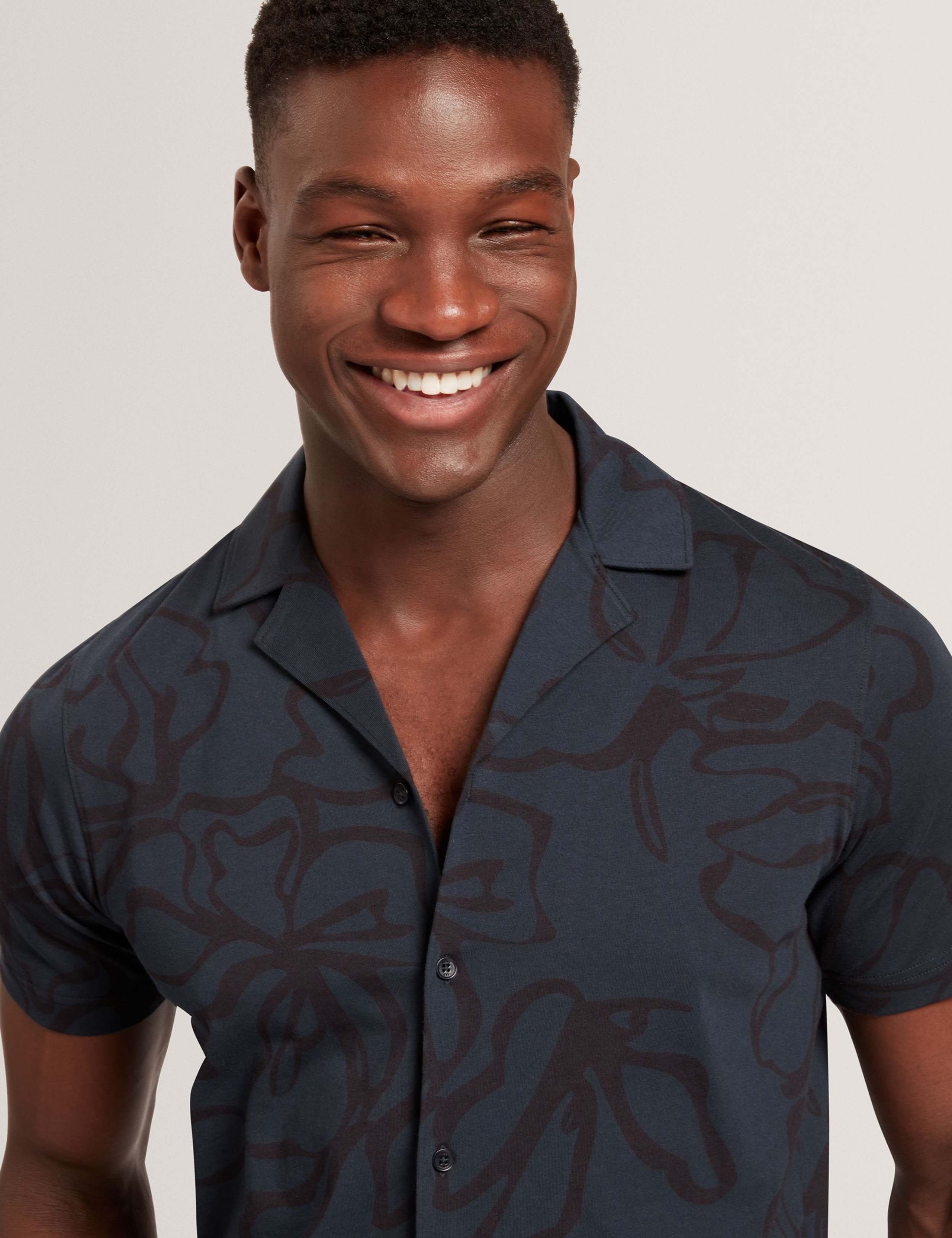 Pure Cotton Floral Short Sleeve Shirt 4 of 8