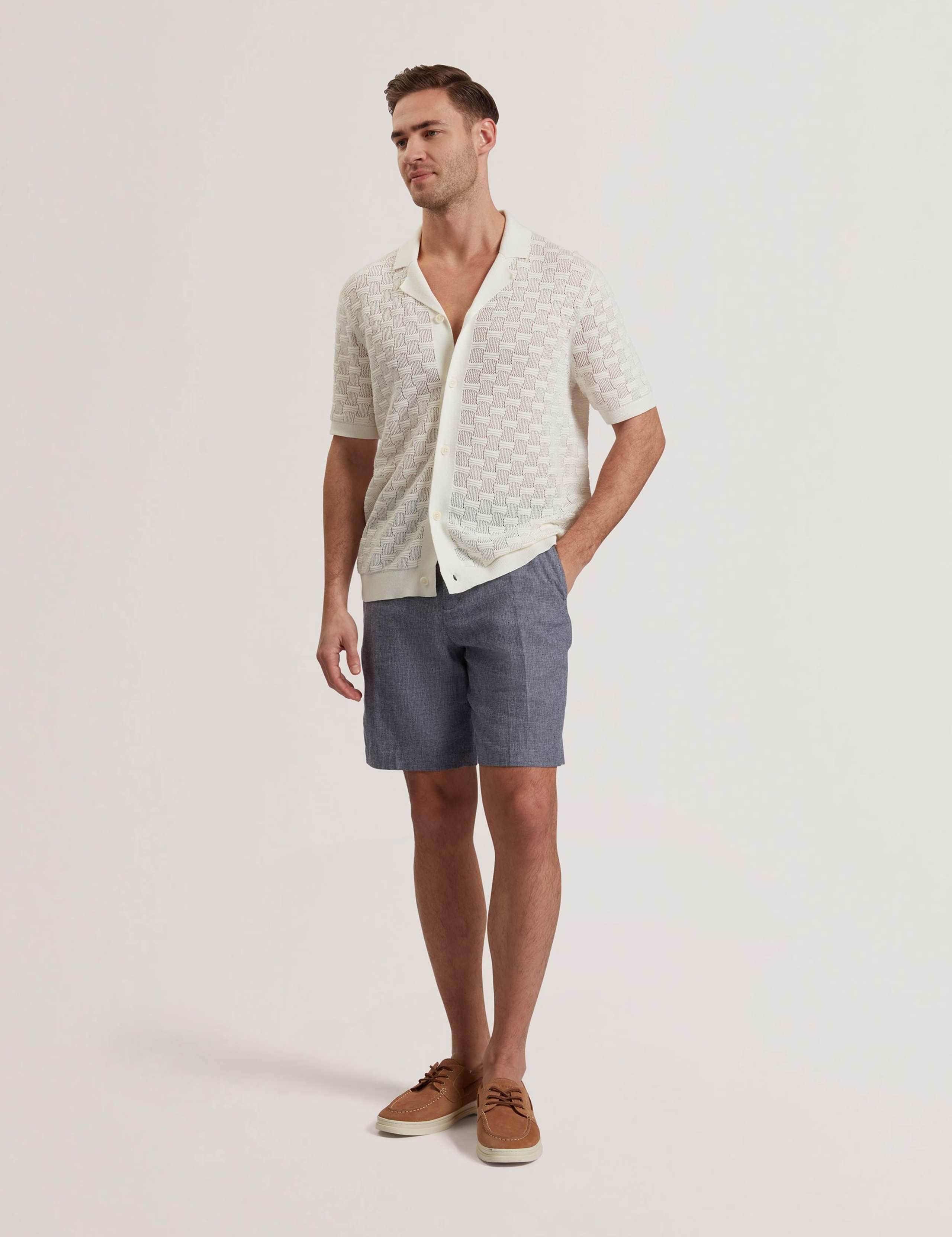 Linen Rich Lightweight Shorts 4 of 6