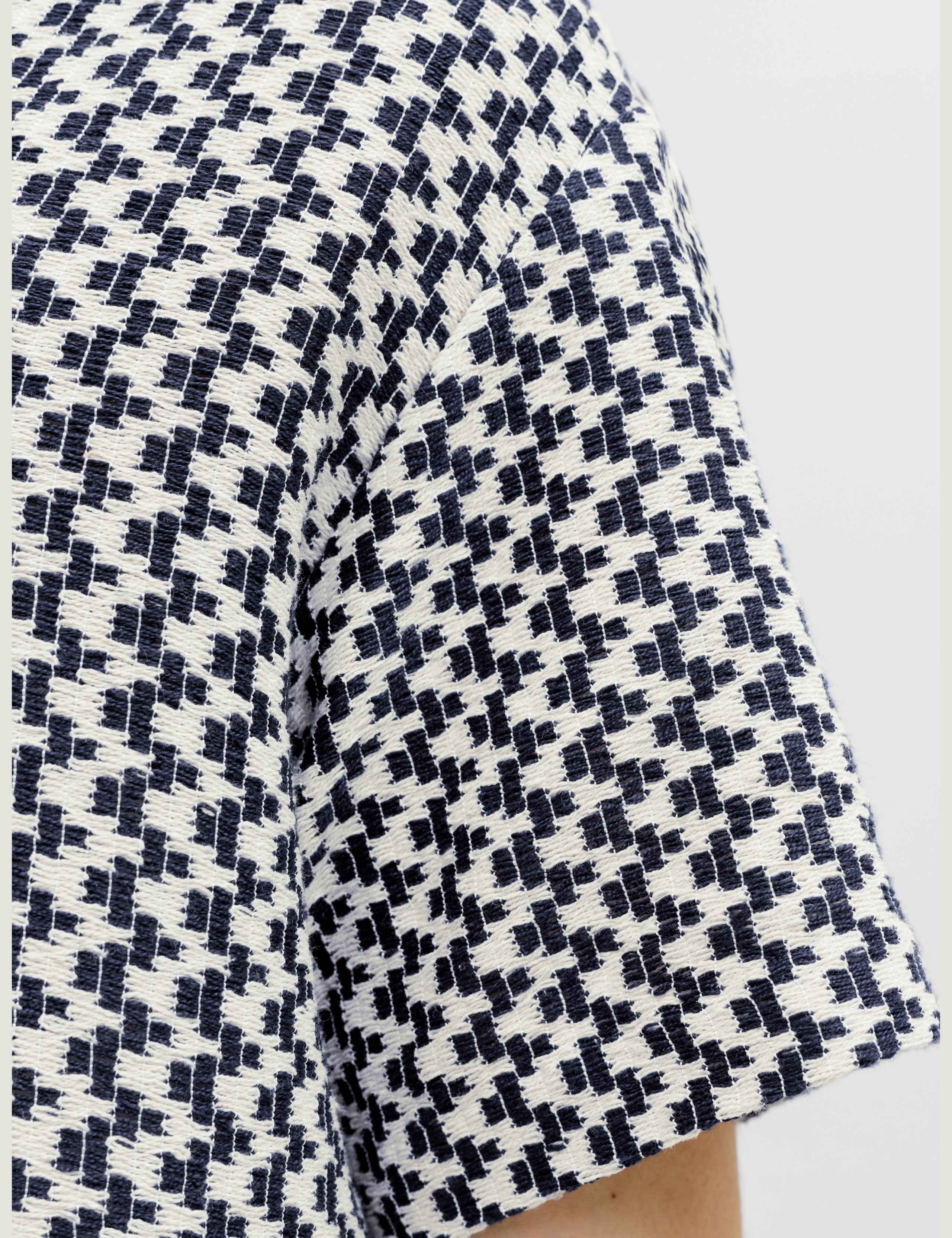 Relaxed Fit Revere Collar Short Sleeve Shirt 6 of 6