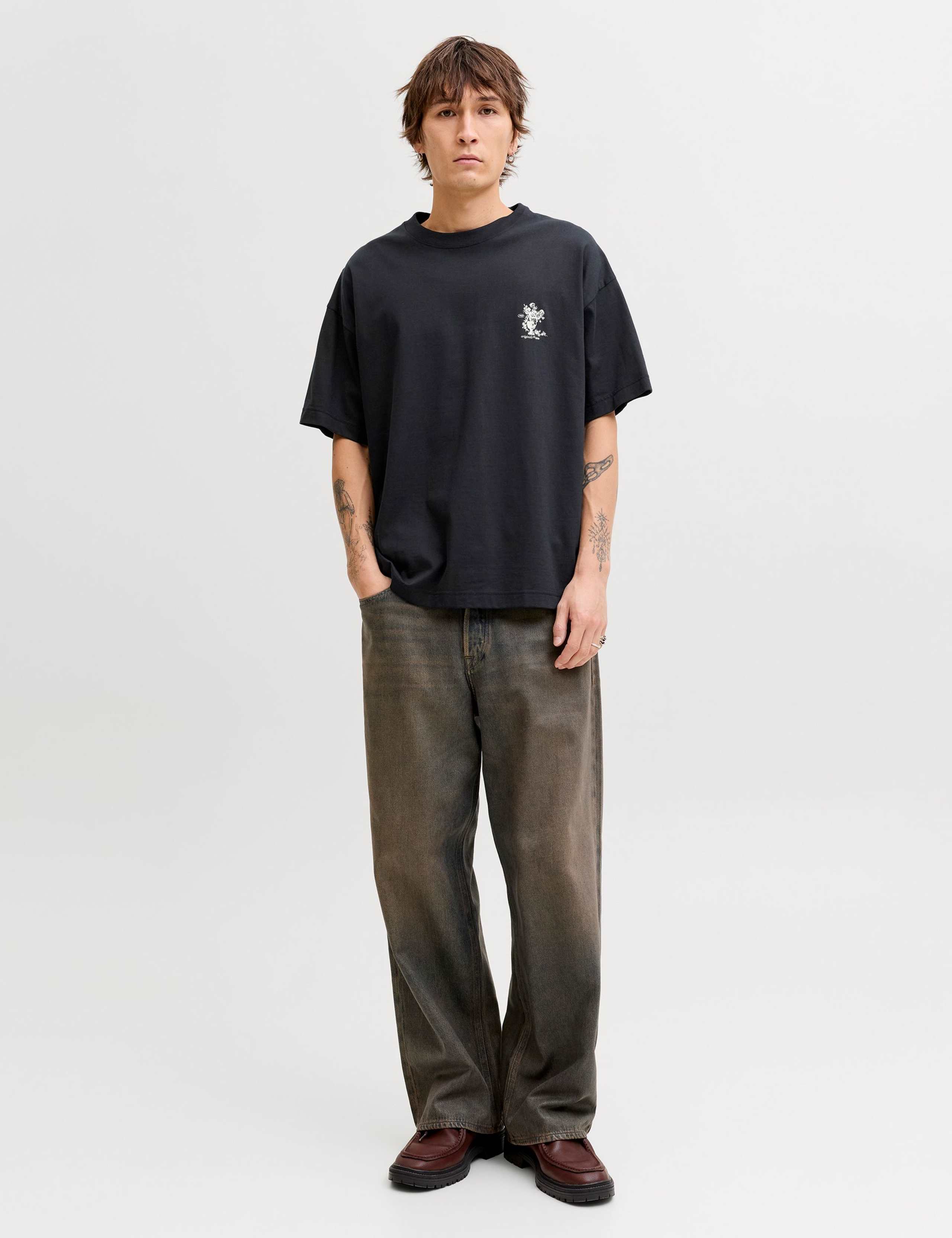 Pure Cotton Flower Graphic T-Shirt 8 of 8