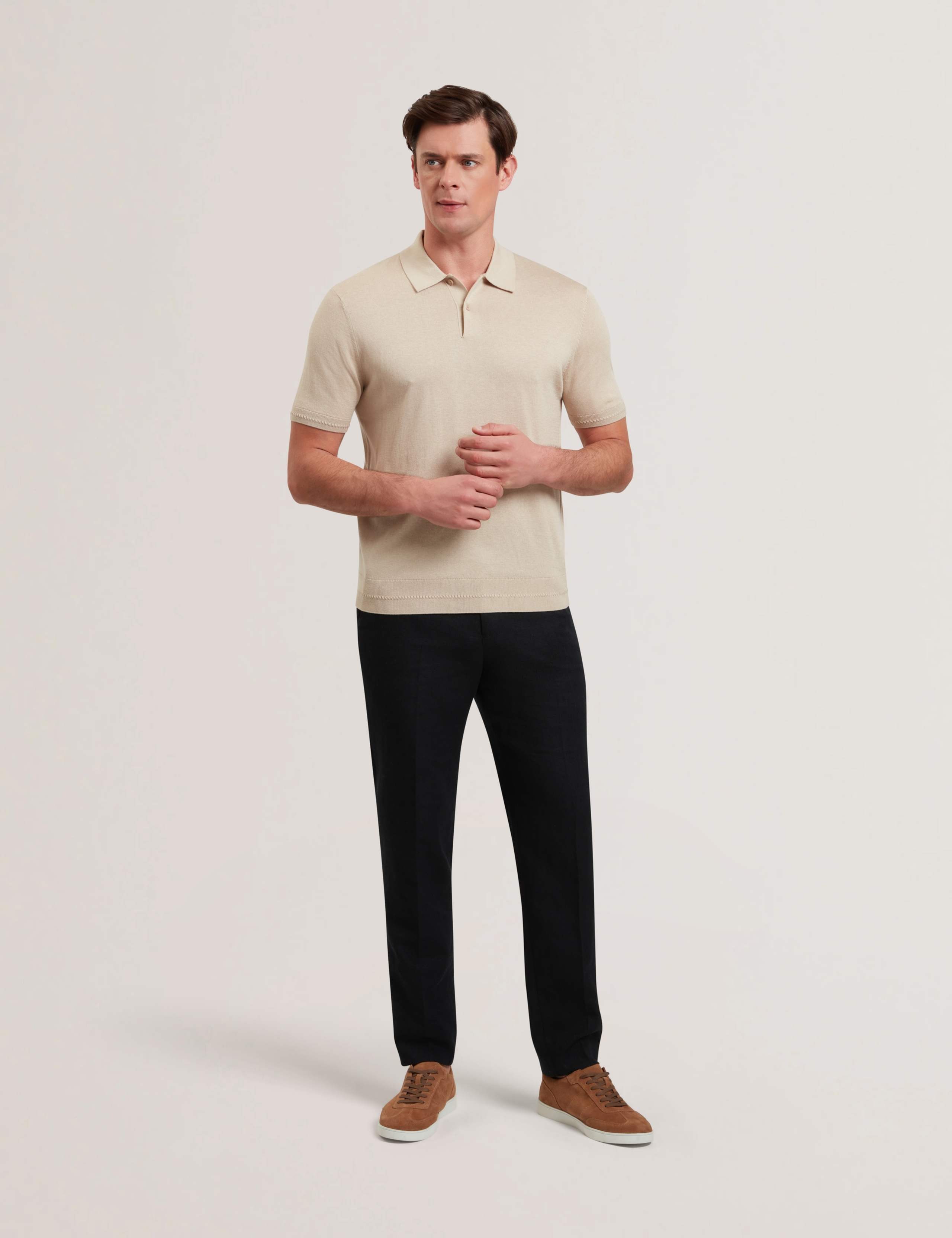 Tapered Fit Linen Rich Single Pleat Trousers 2 of 4