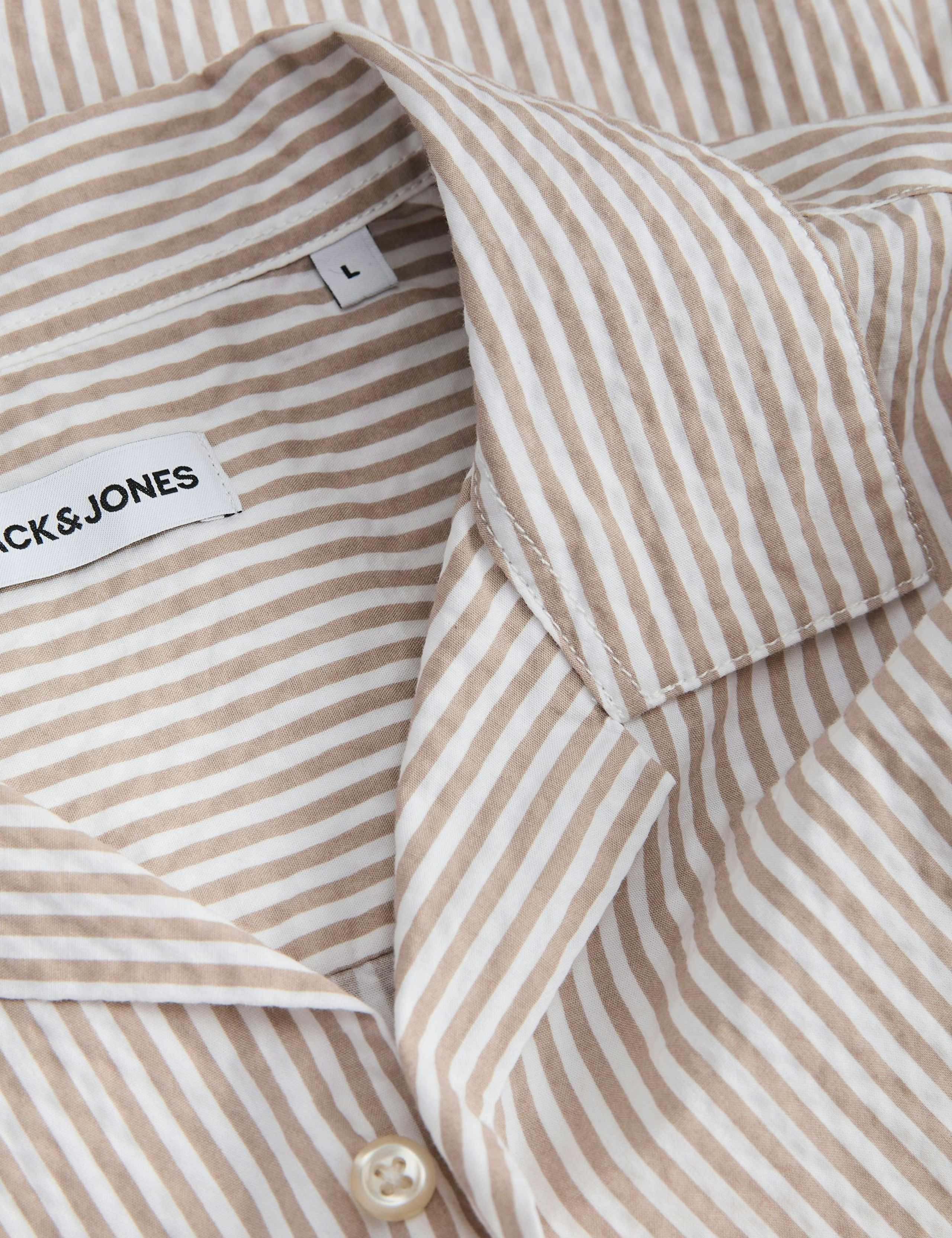 Regular Fit Seersucker Short Sleeve Shirt 4 of 4