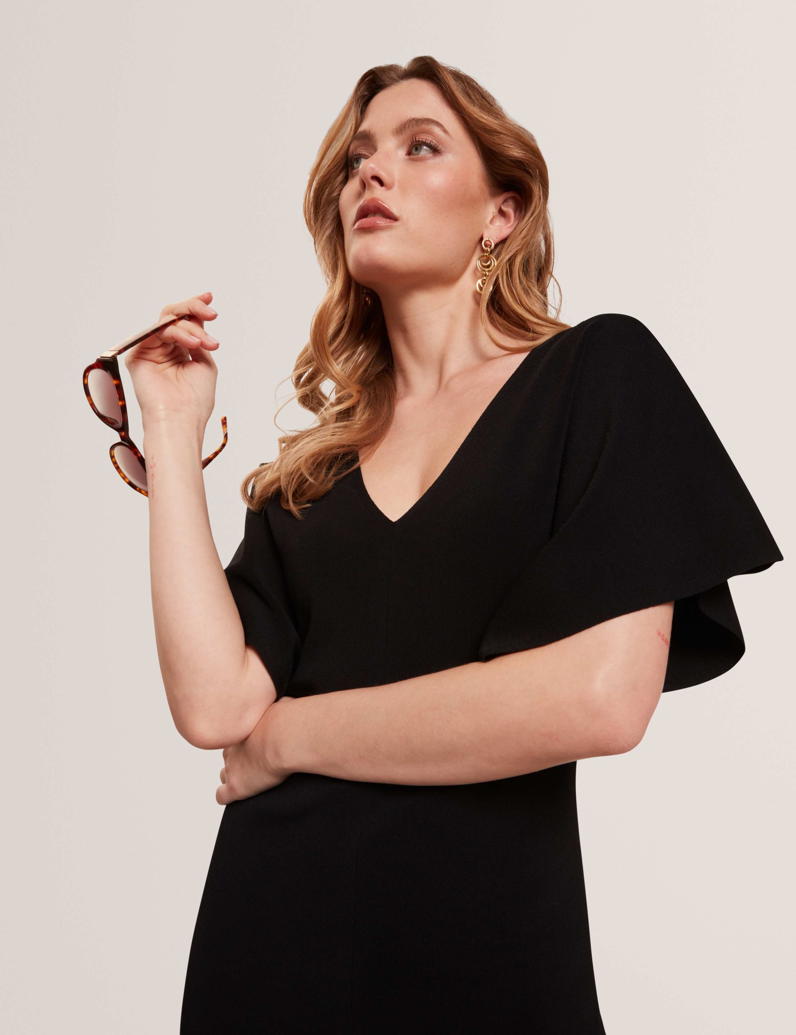 V-Neck Midi Jumper Dress 3 of 7