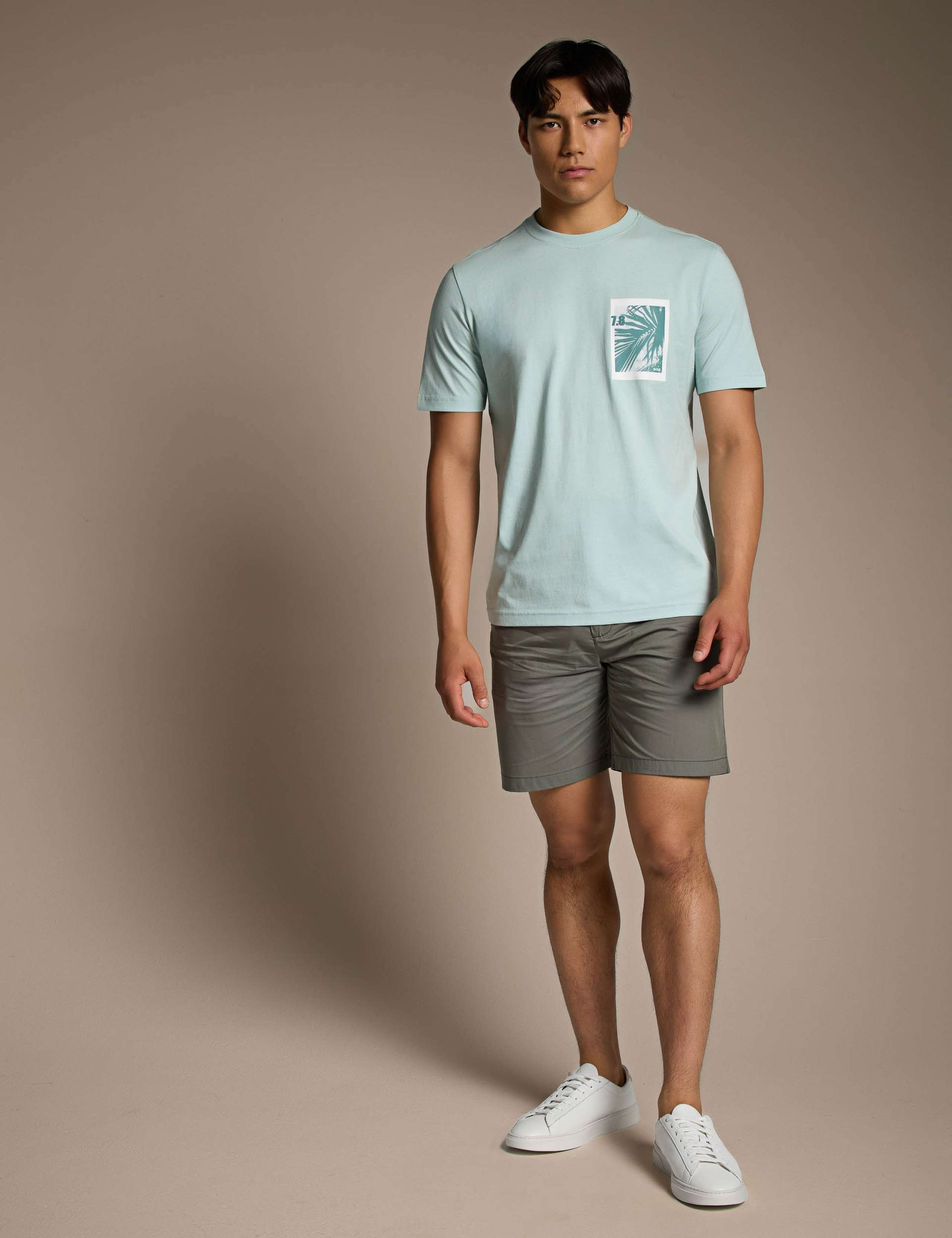 Pure Cotton Chest Graphic Crew Neck T-Shirt 2 of 4