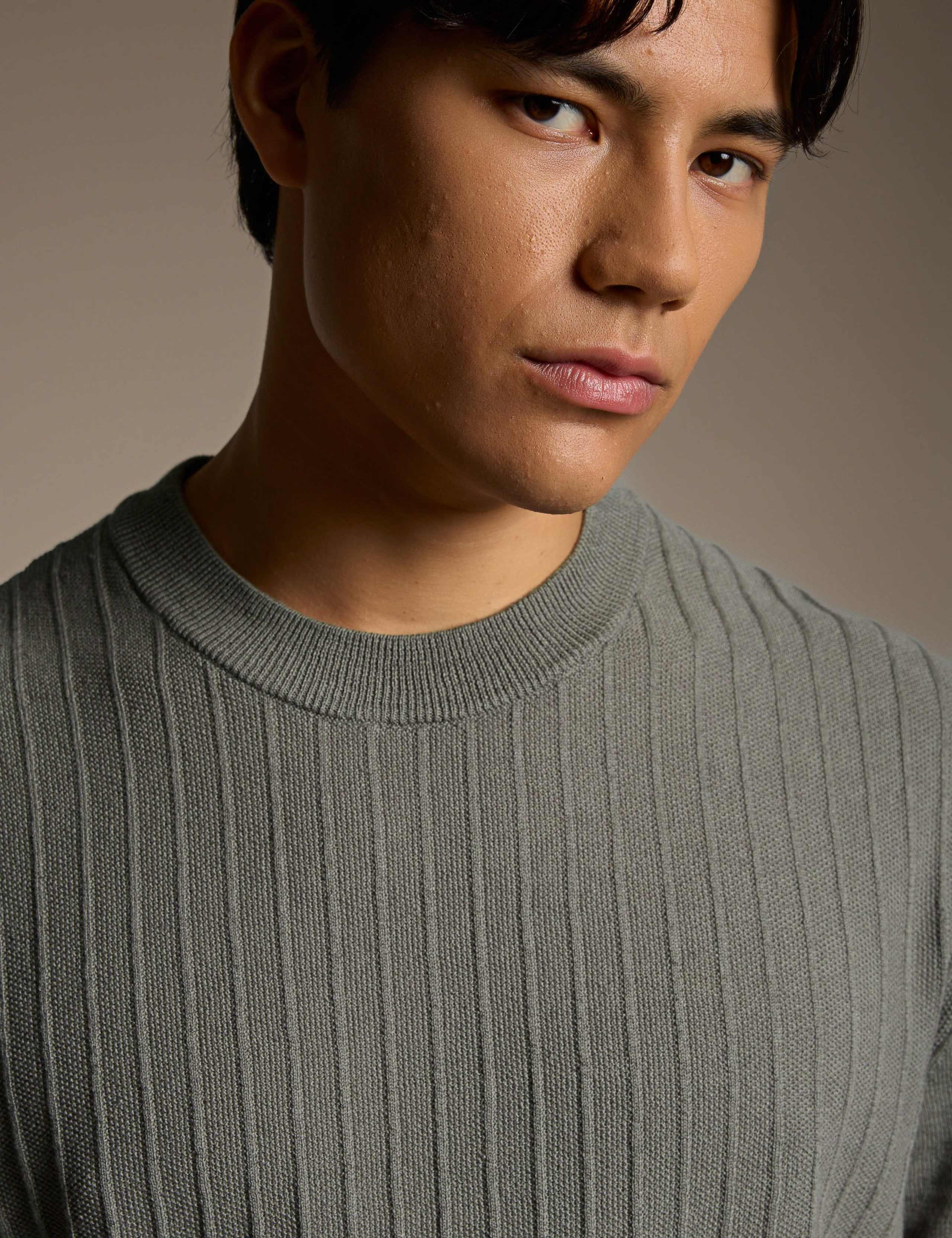 Kajordino Cotton Linen Blend Textured T-Shirt 2 of 3