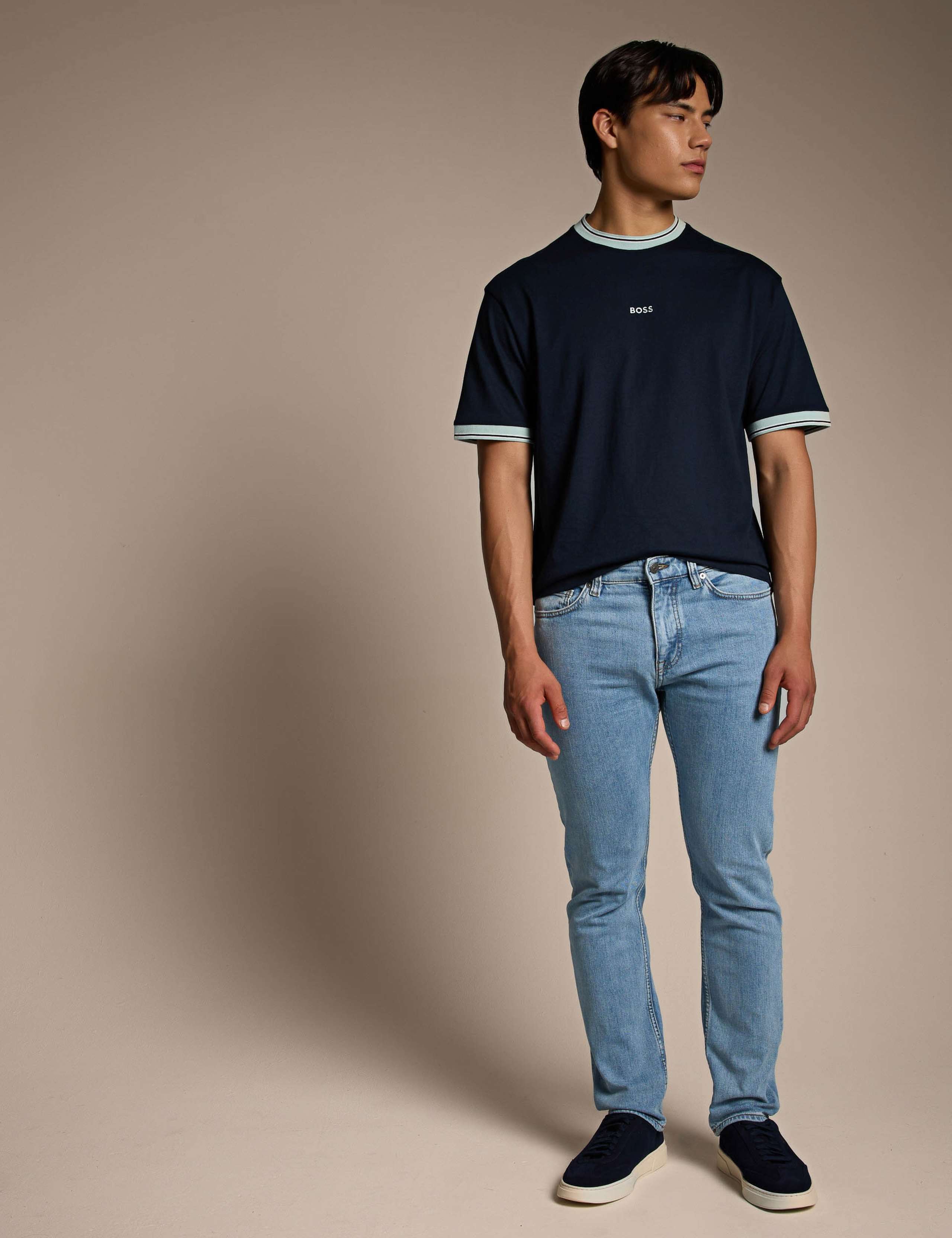 Regular Fit 5 Pocket Stretch Jeans 2 of 4