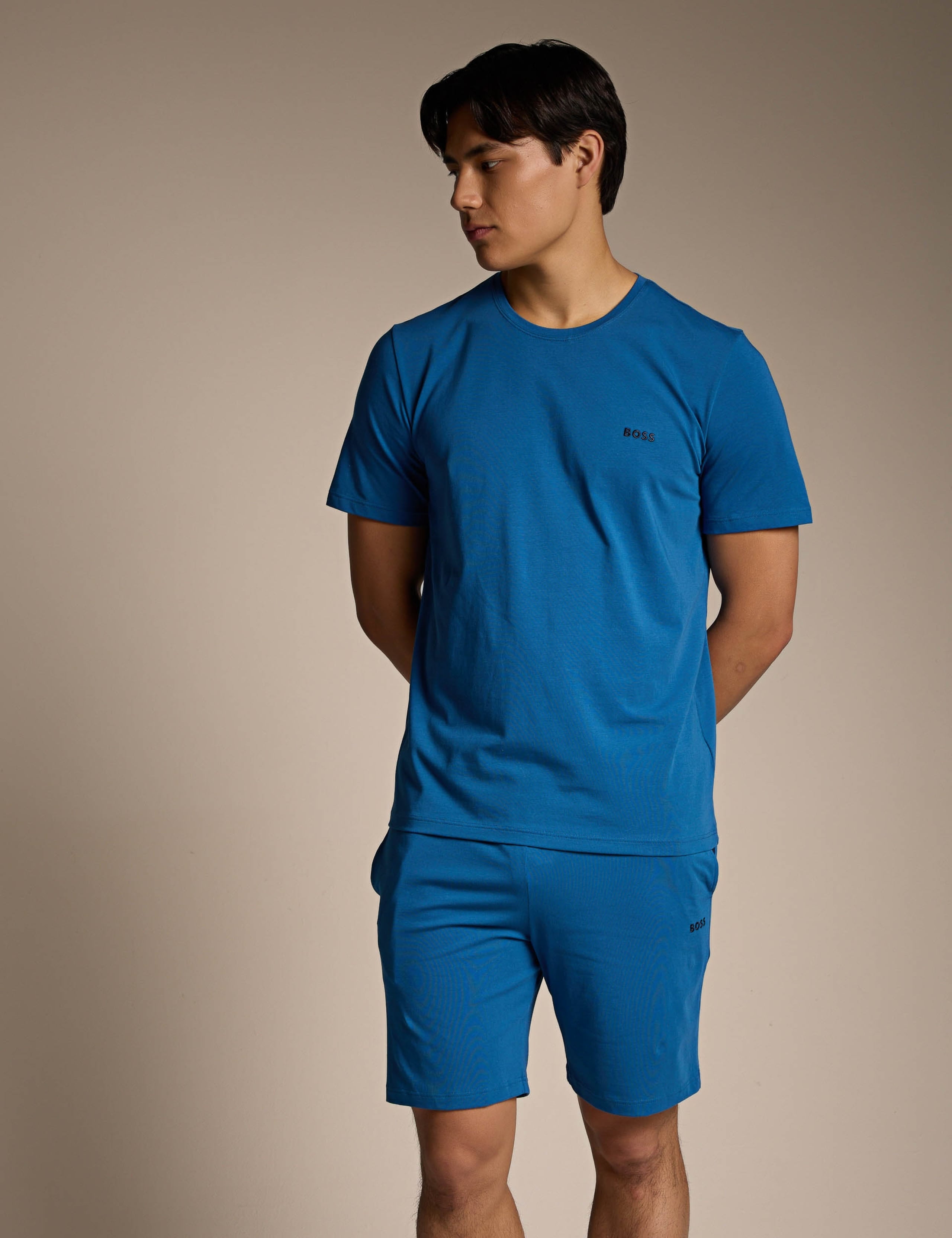 Stretch-cotton shorts with embroidered logo 4 of 5