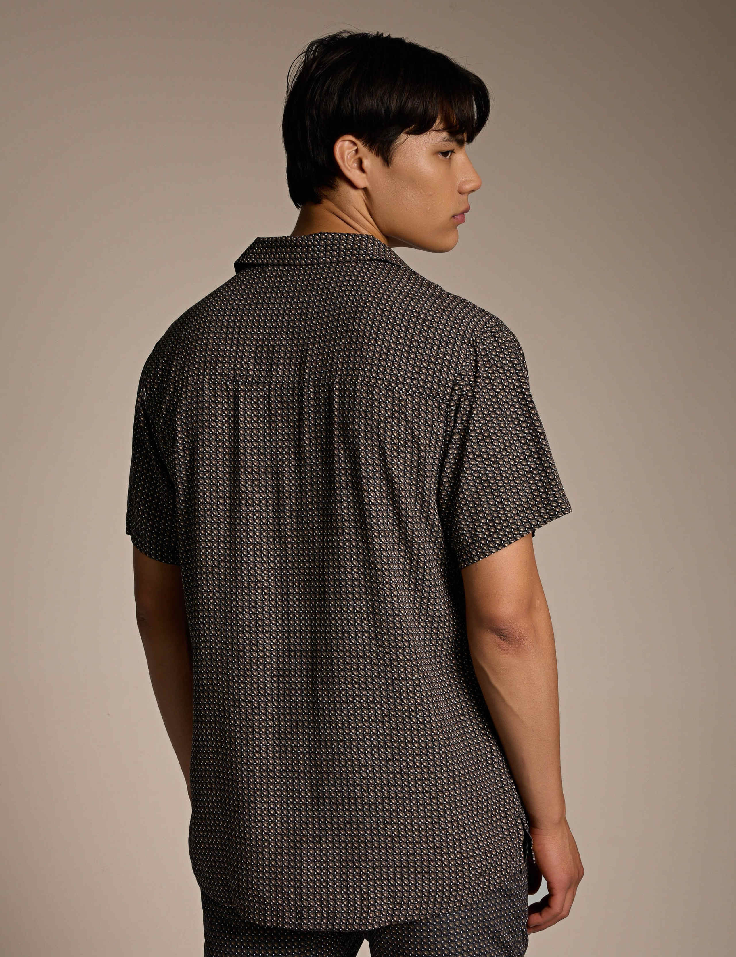 Regular Fit Geometric Short Sleeve Beach Shirt 3 of 5