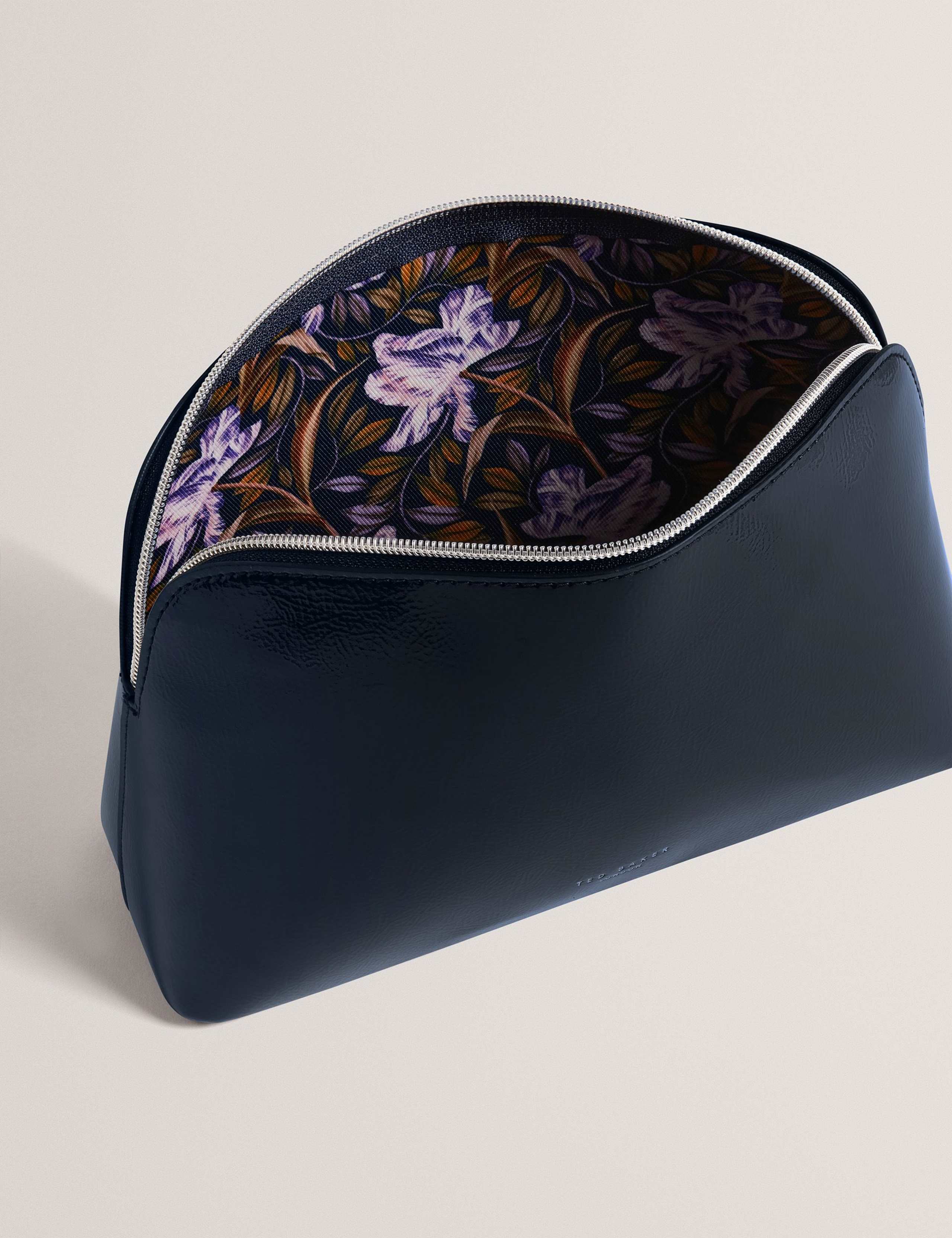 Faux Leather Wash Bag 4 of 4