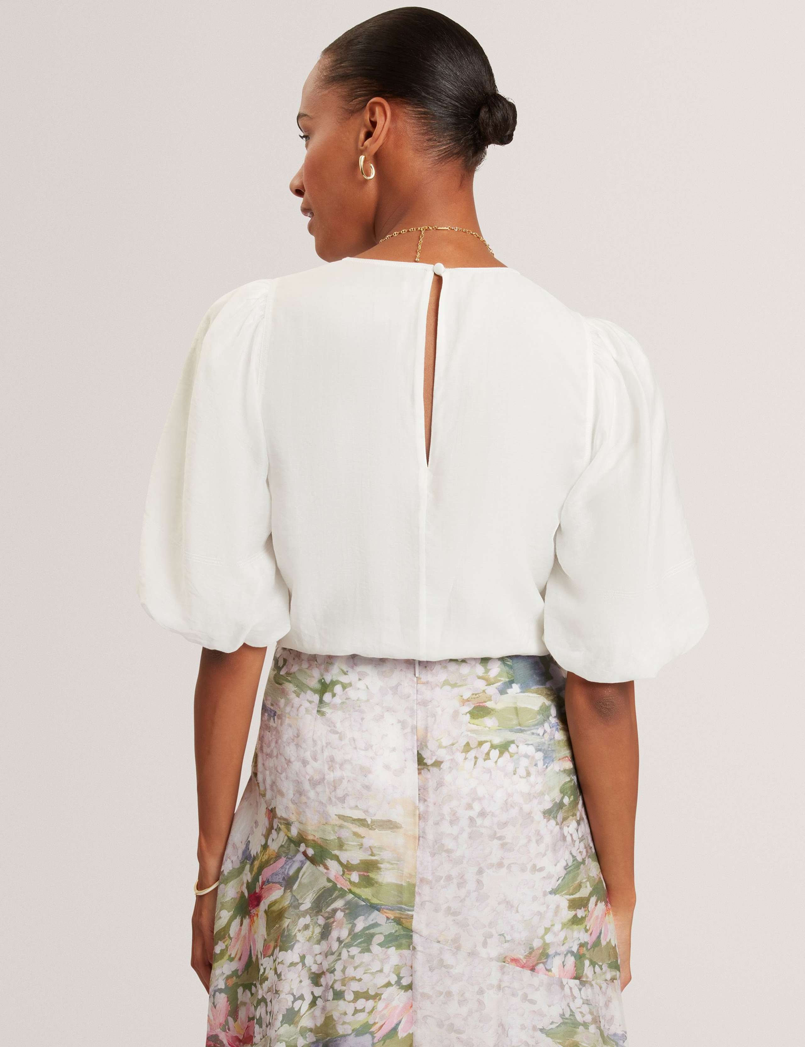 Lyocell Rich Puff Sleeve Top 6 of 7