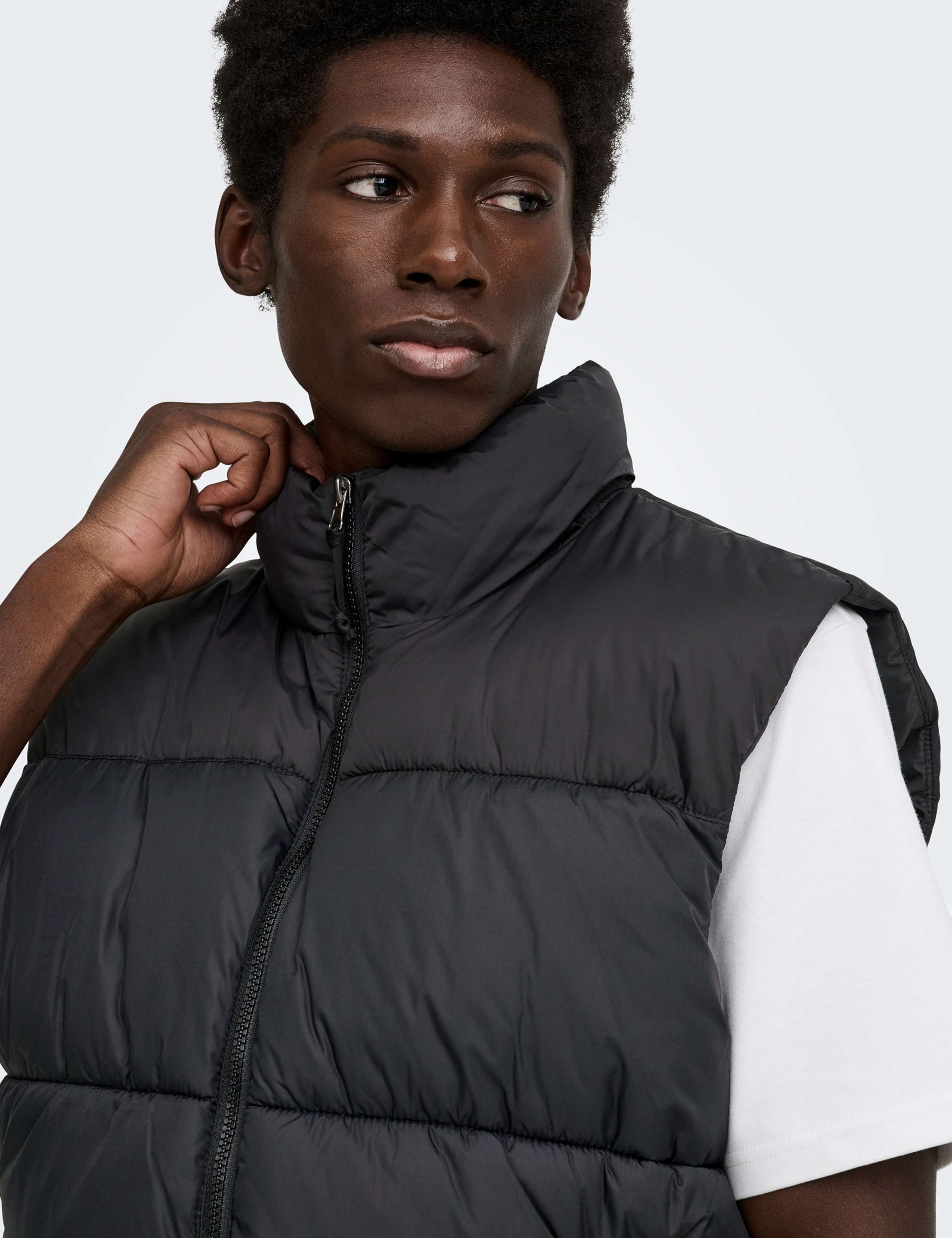 Padded Gilet 5 of 8