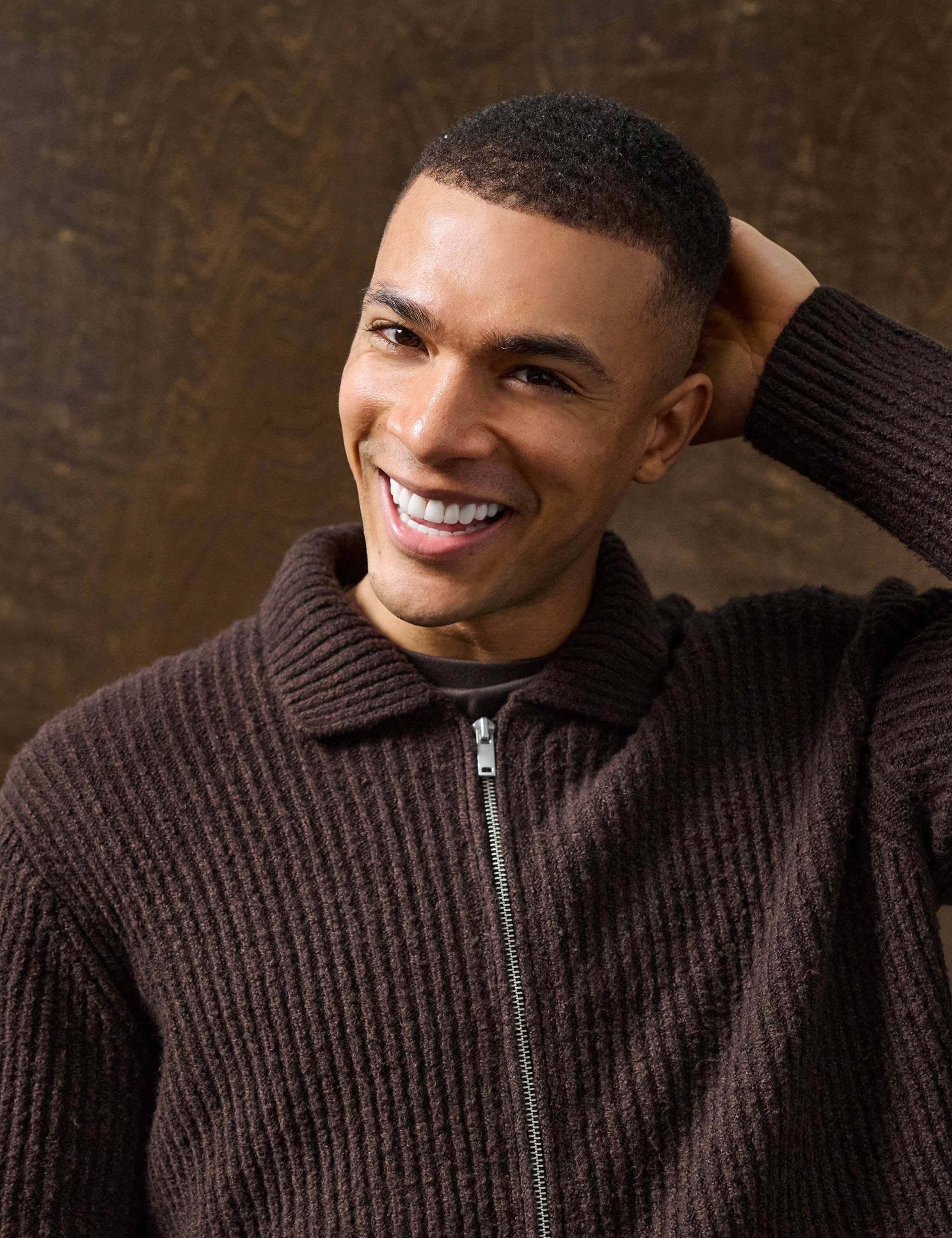Long Sleeve Cable Knit Zip Cardigan 2 of 5