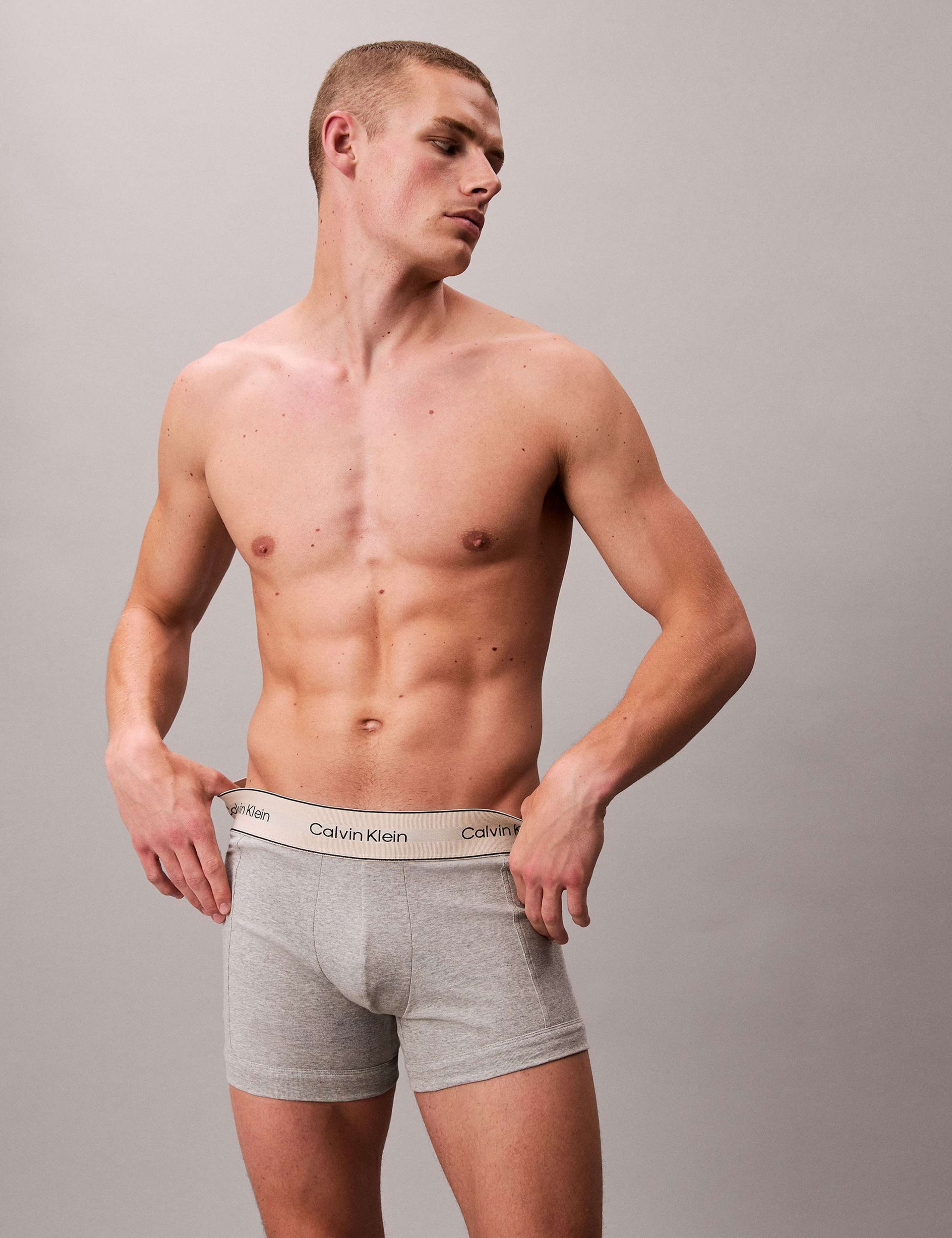 3 Pack Heritage Cotton Stretch Boxers 3 of 7