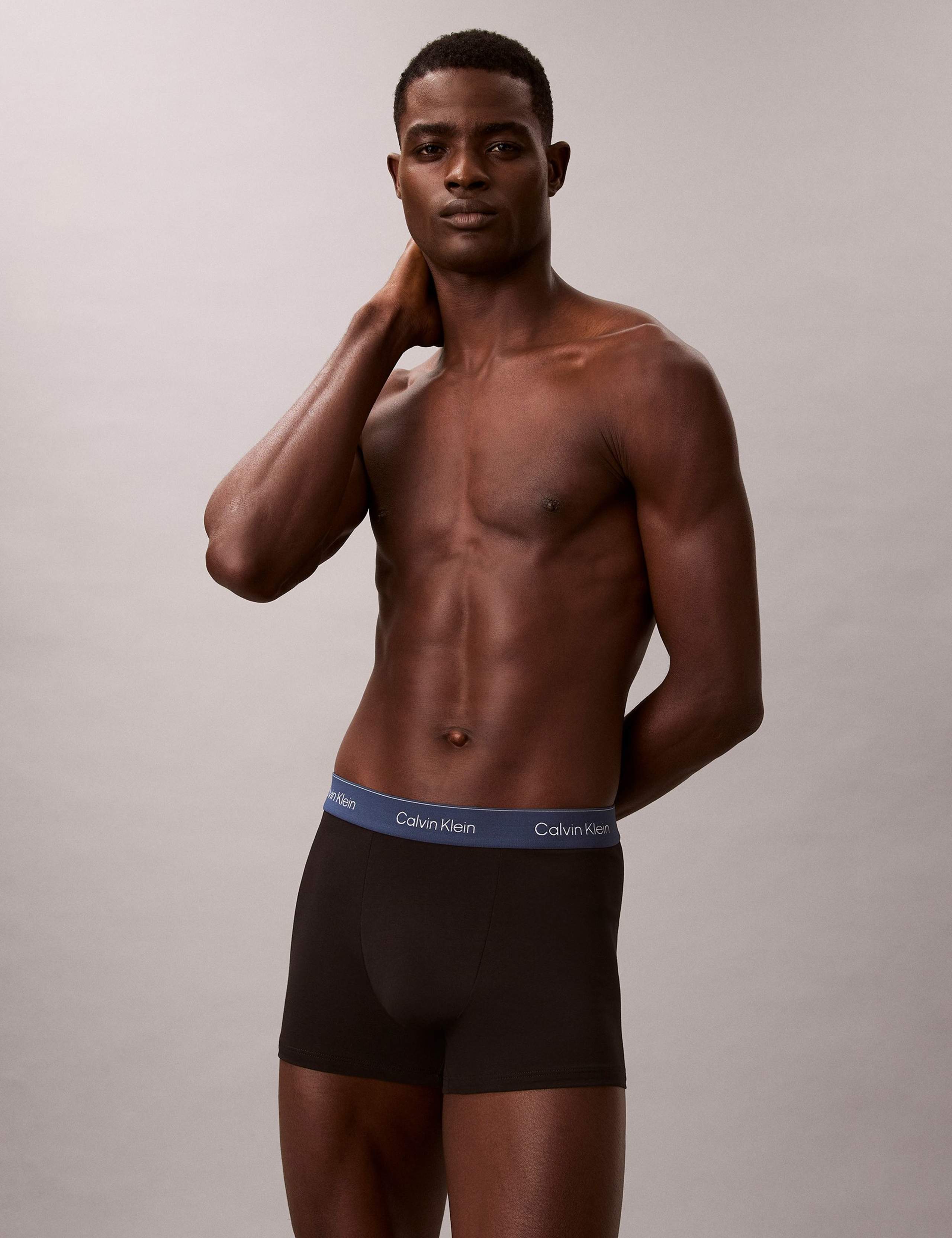 3 Pack Icon Cotton Stretch Relaxed Dart Trunks 4 of 6