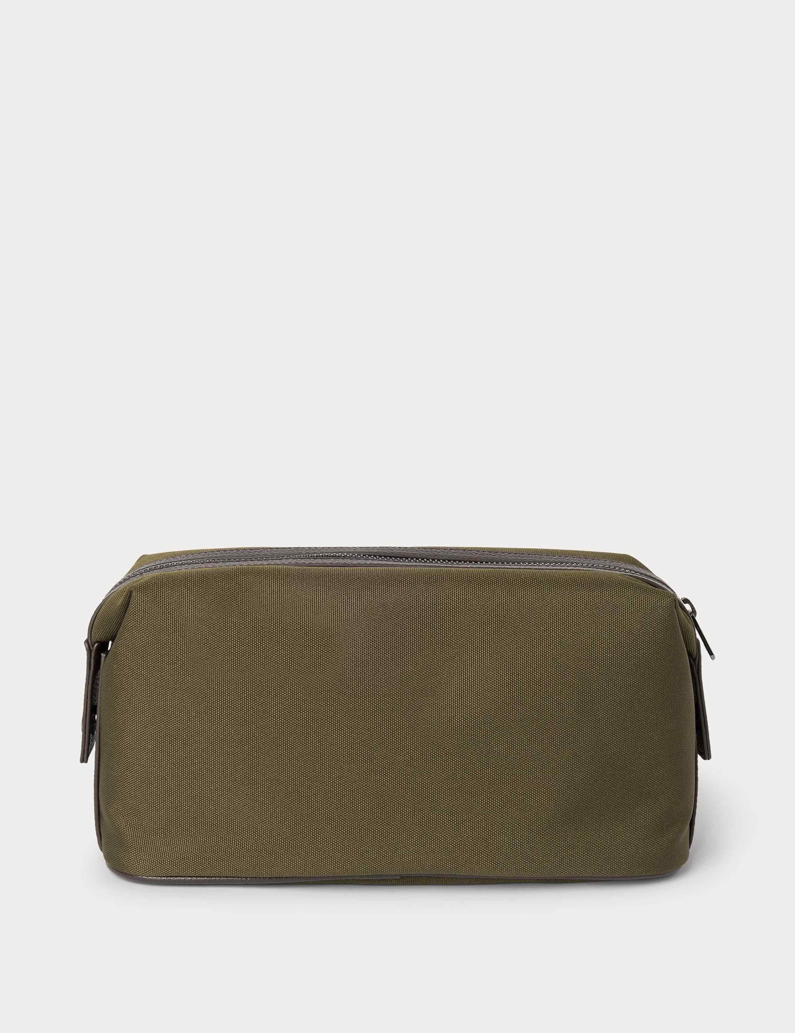 Canvas Logo Washbag 2 of 4