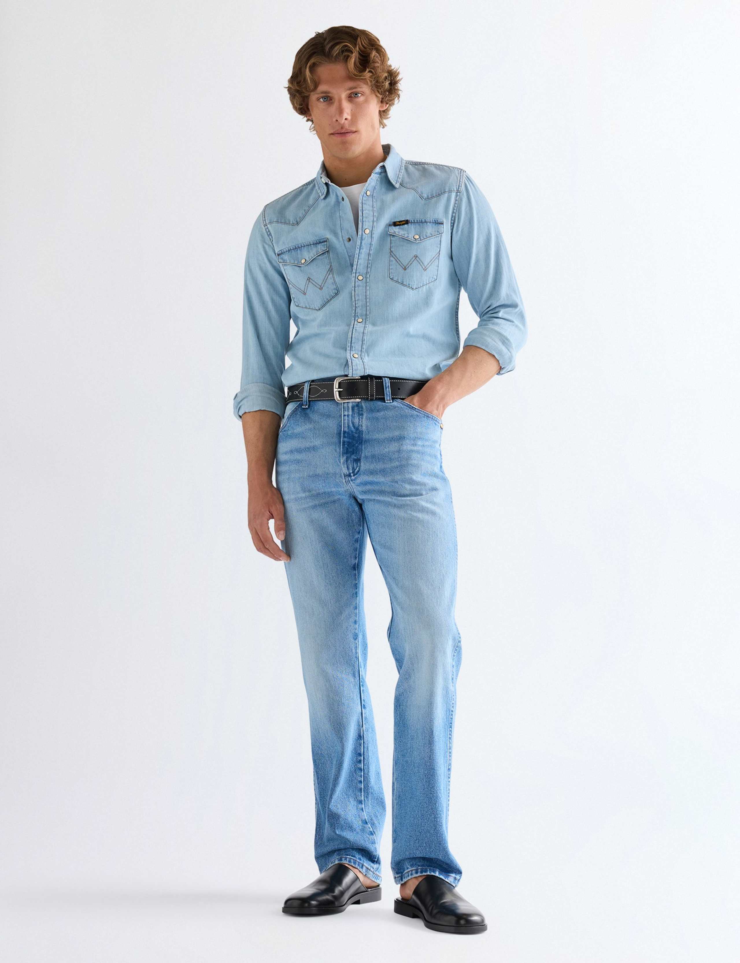 13MWZ Tapered Fit 5 Pocket Jeans 3 of 6