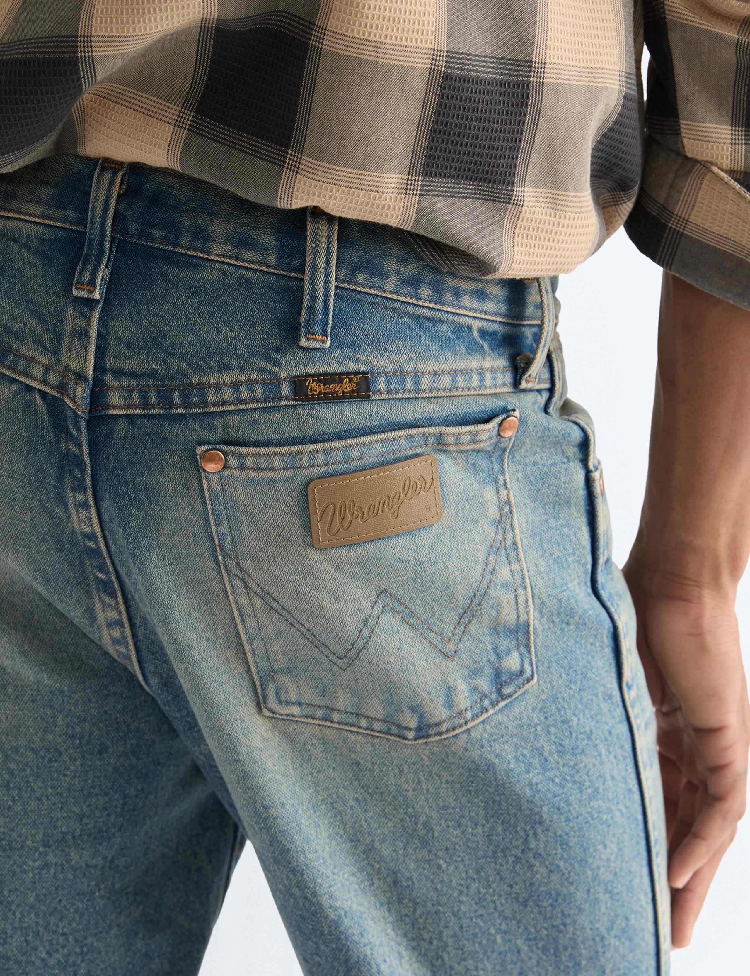 13MWZ Tapered Fit 5 Pocket Jeans 5 of 6